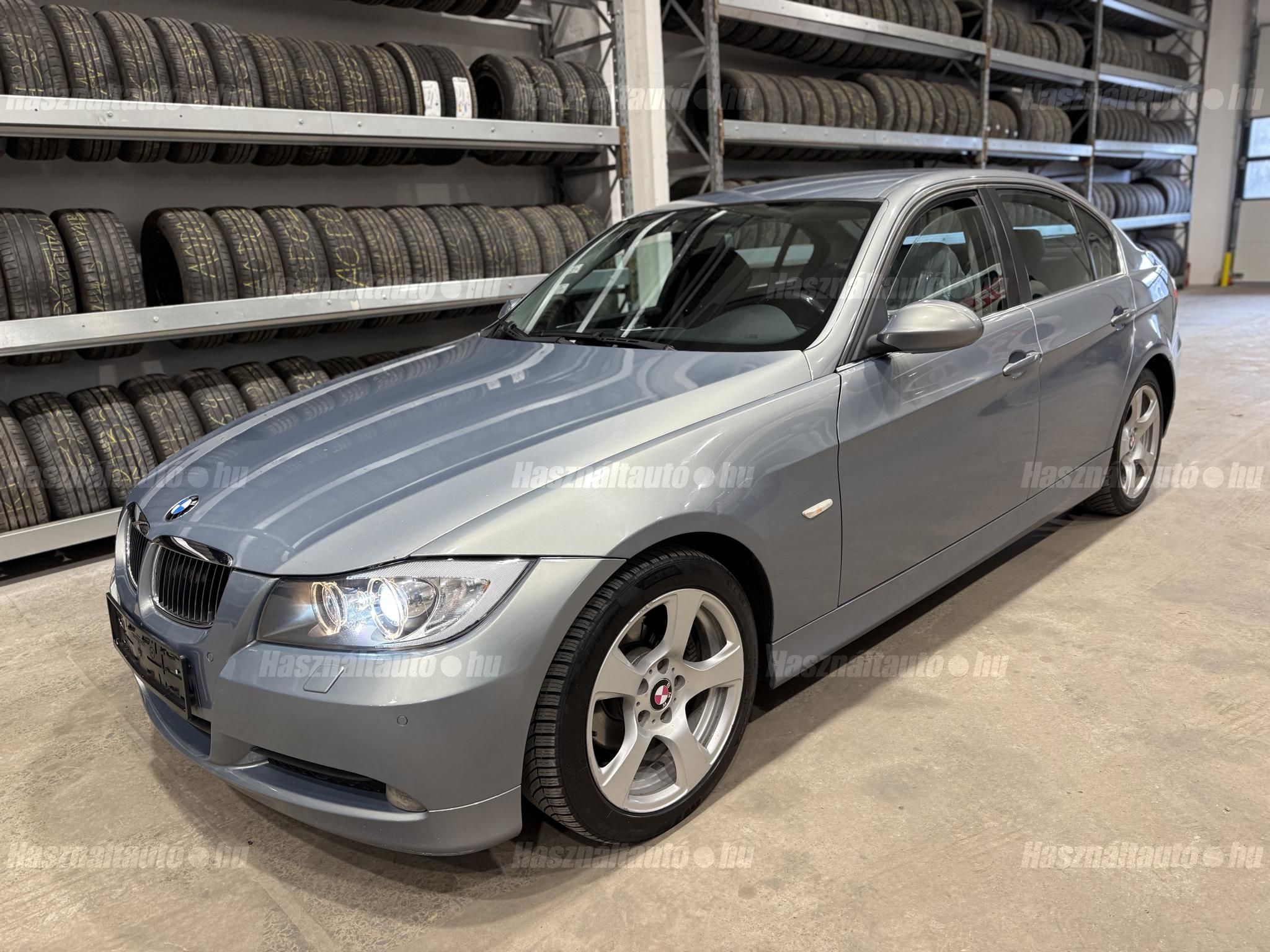 BMW 325 2006/12 - 1
