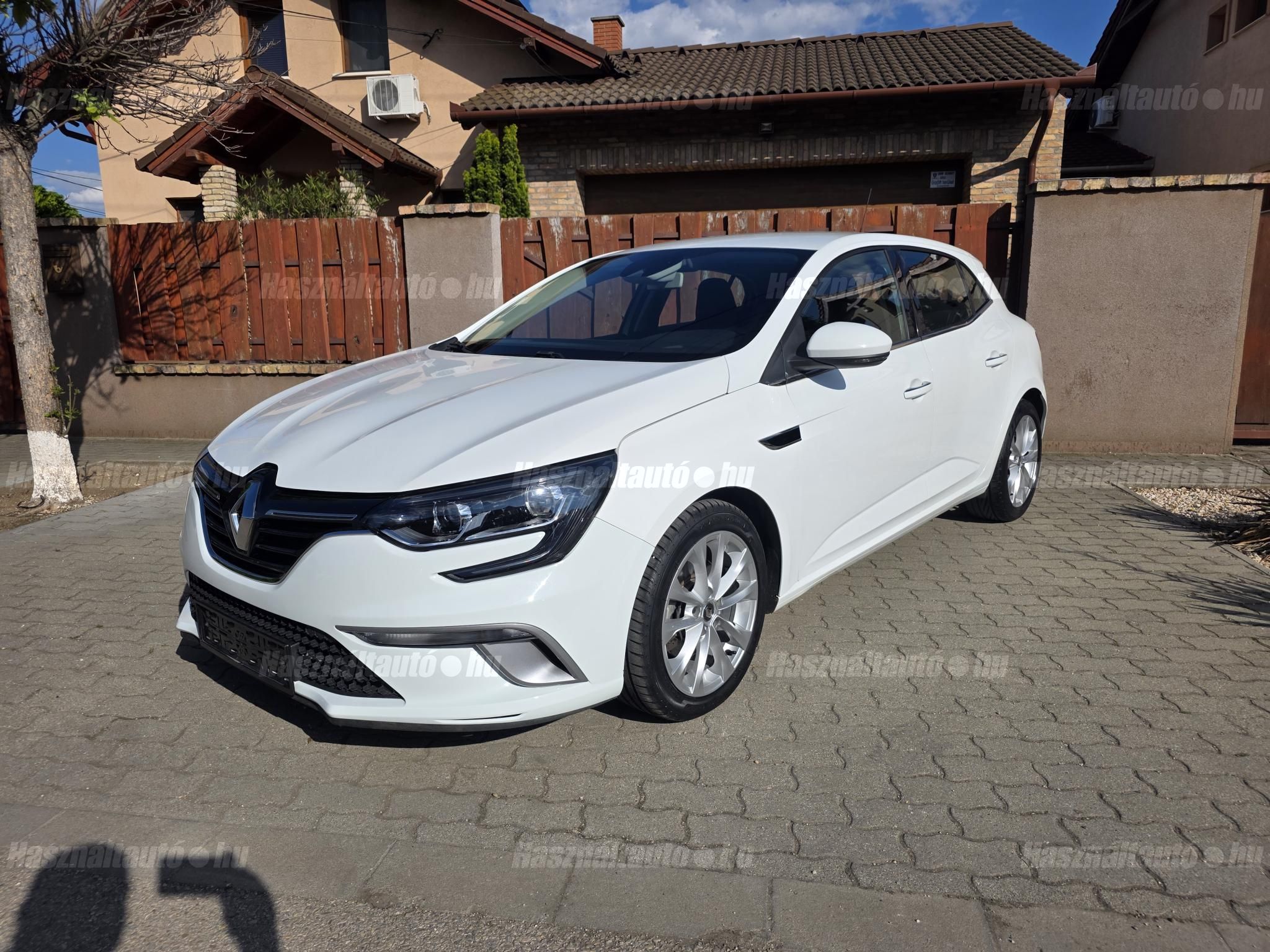RENAULT MEGANE 2017/8 - 1