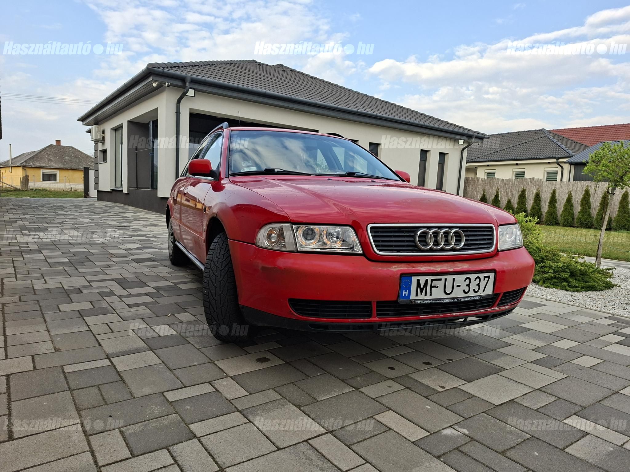 AUDI A4 1996/6 - 1