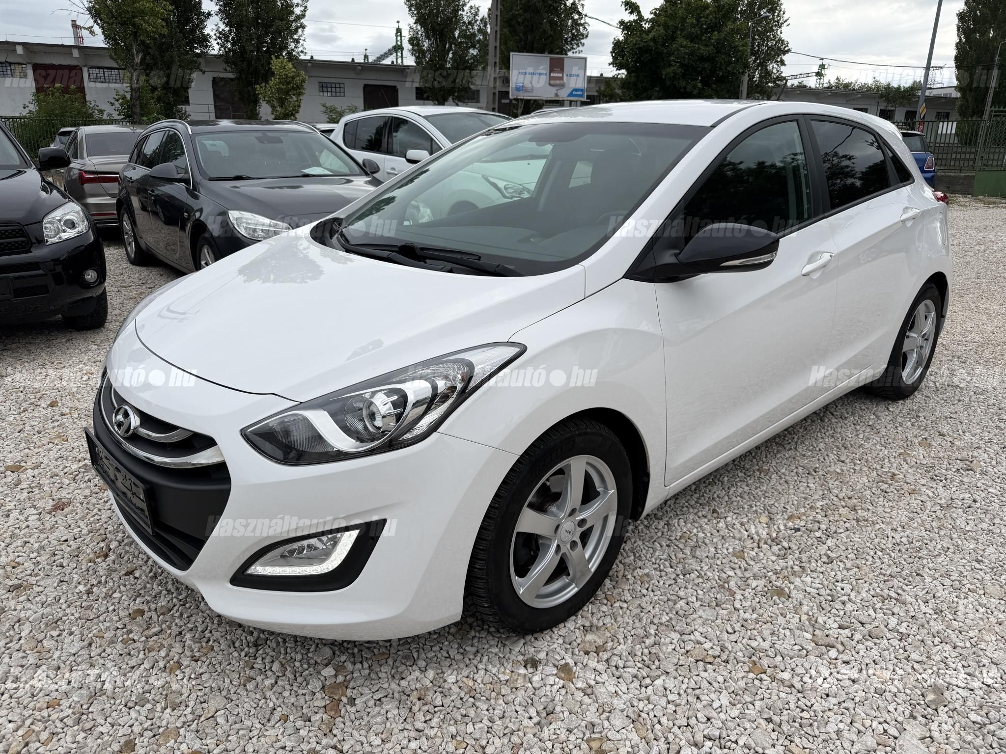 HYUNDAI I30 2014/7 - 1
