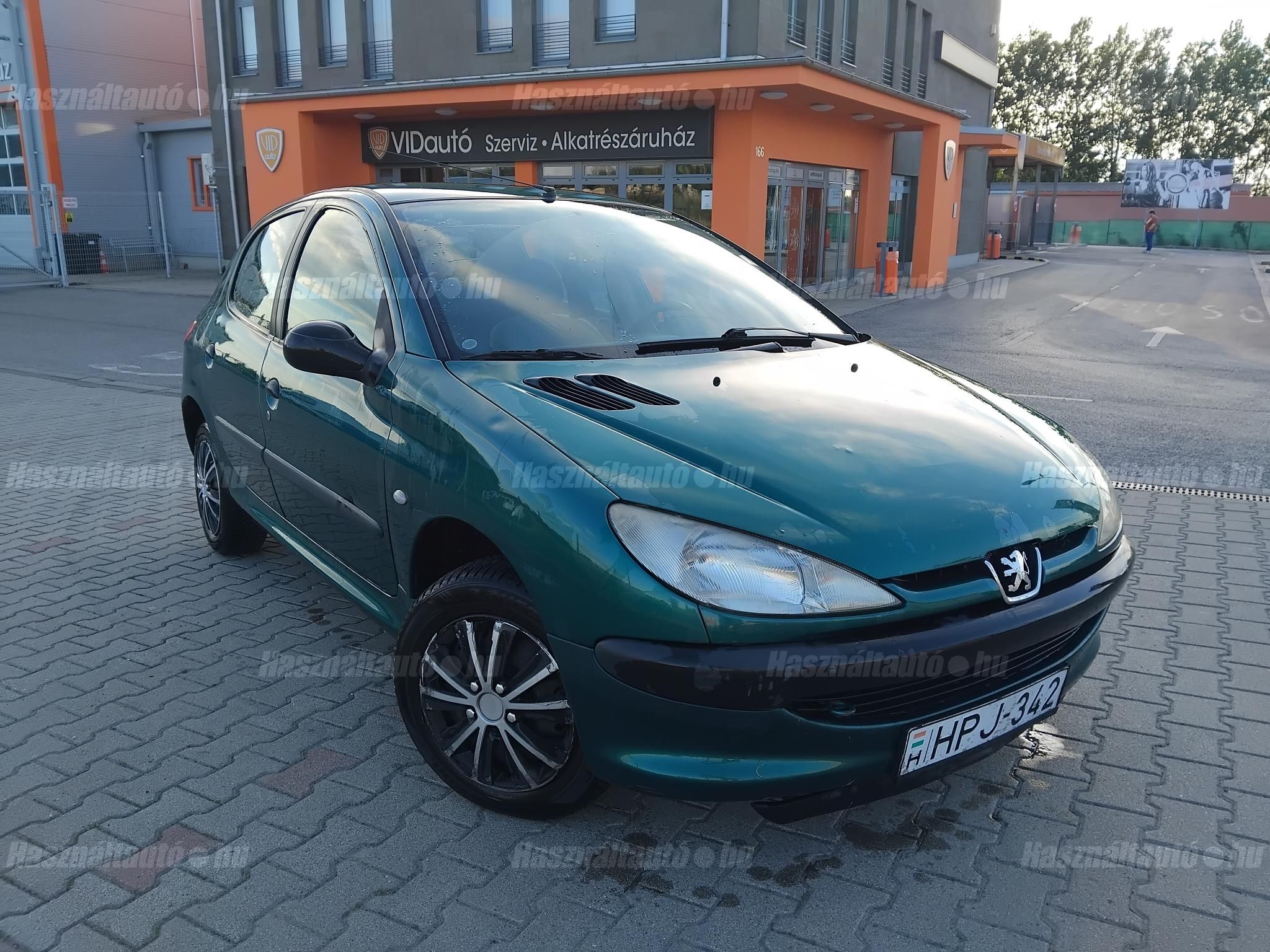 PEUGEOT 206 2000/3 - 1