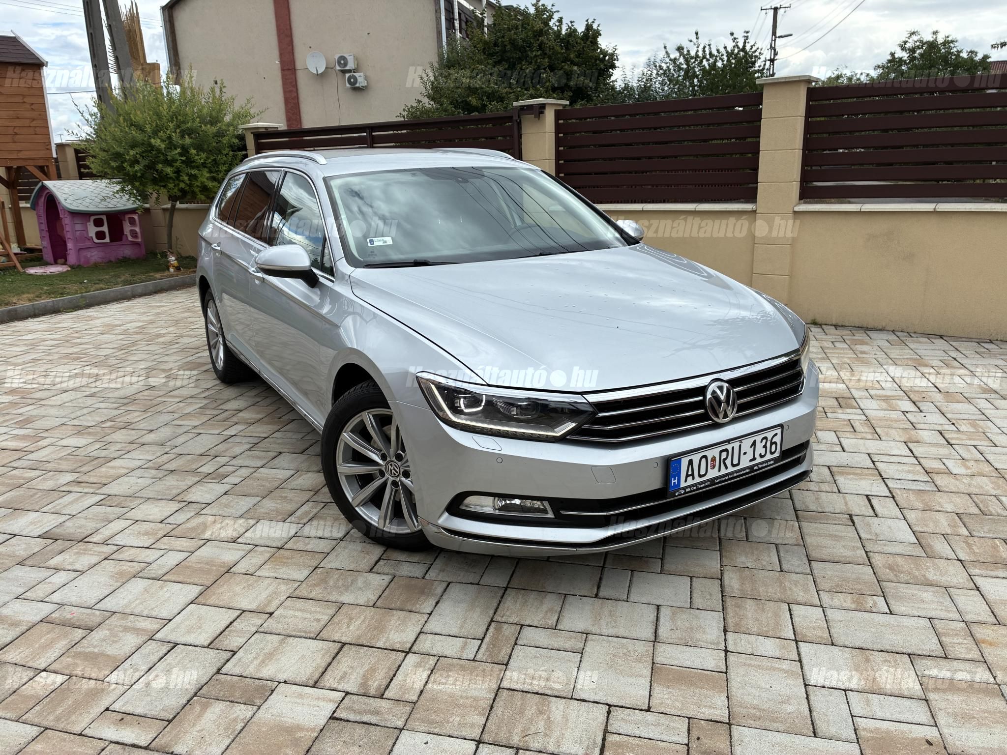 VOLKSWAGEN PASSAT 2017/5 - 1