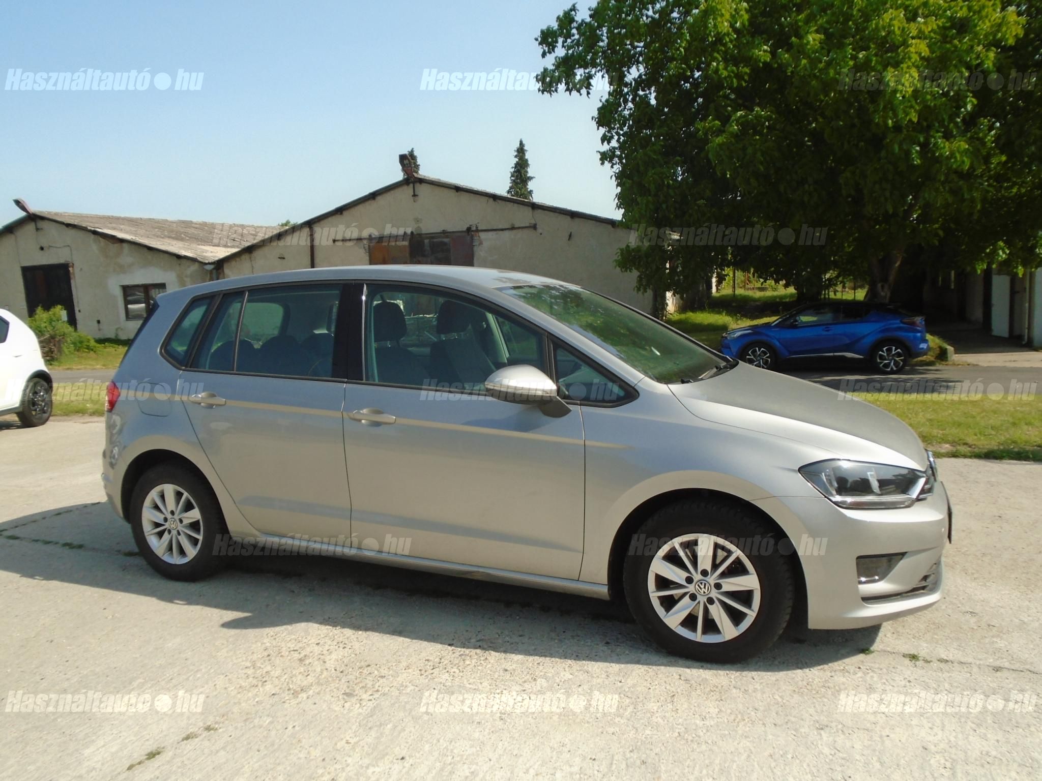 VOLKSWAGEN GOLF SPORTSVAN 2014/8 - 1