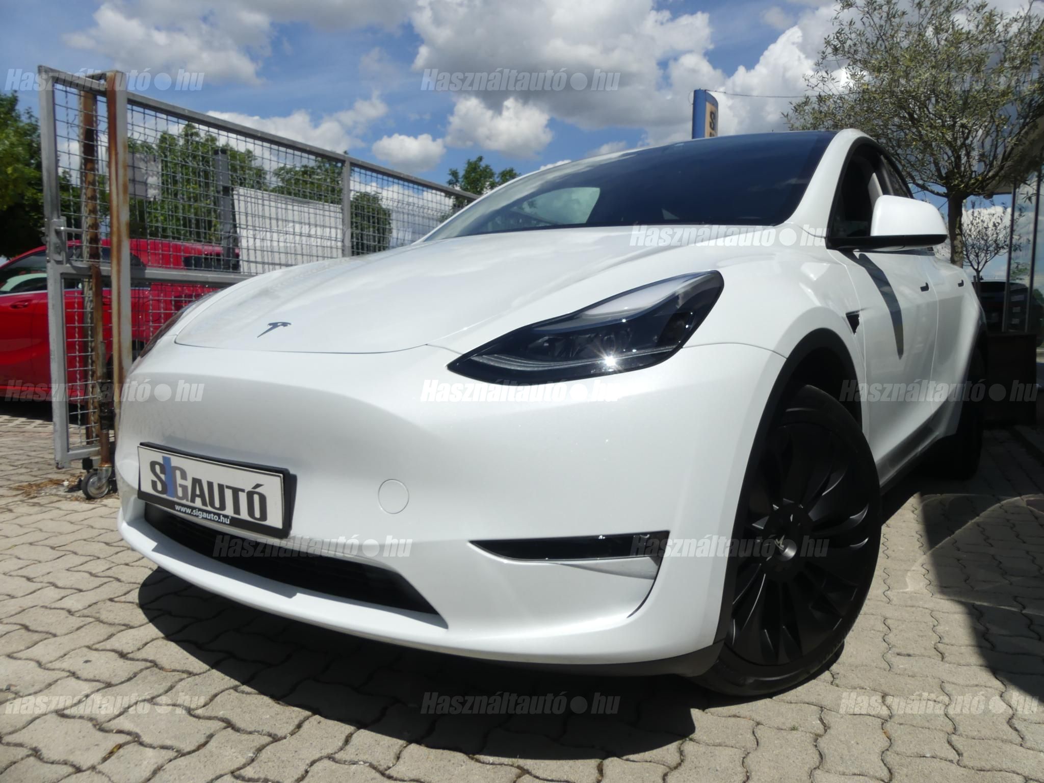 TESLA MODEL Y 2023/3 - 1