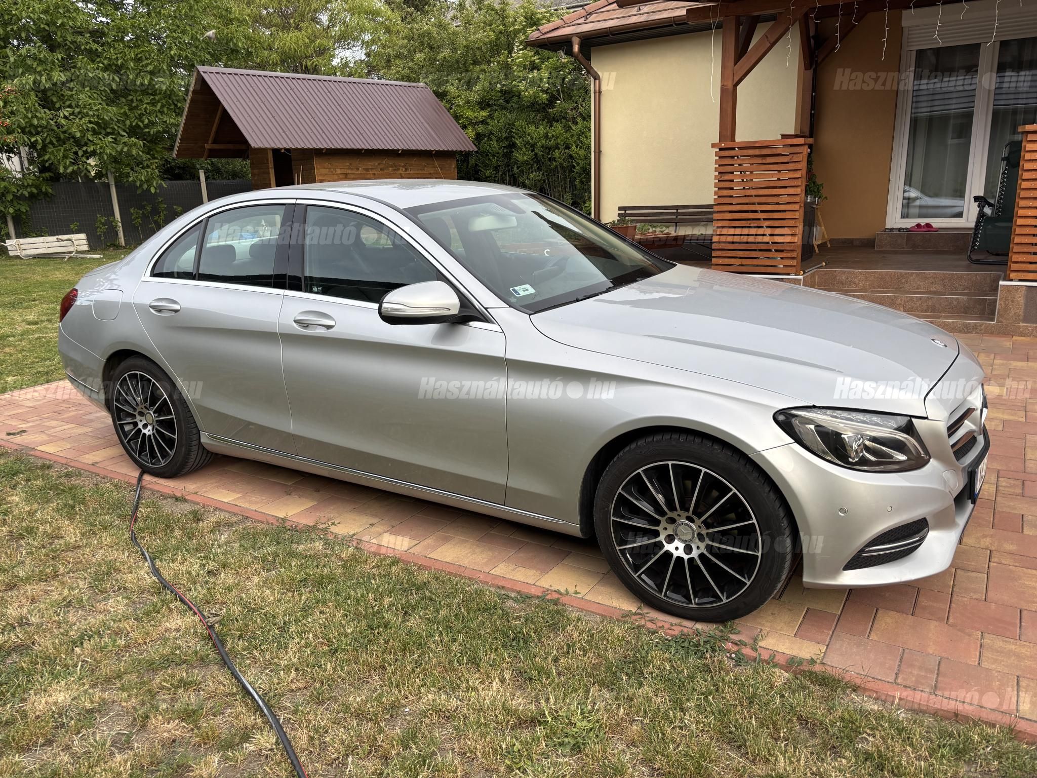 MERCEDES-BENZ C 220 2015/10 - 1
