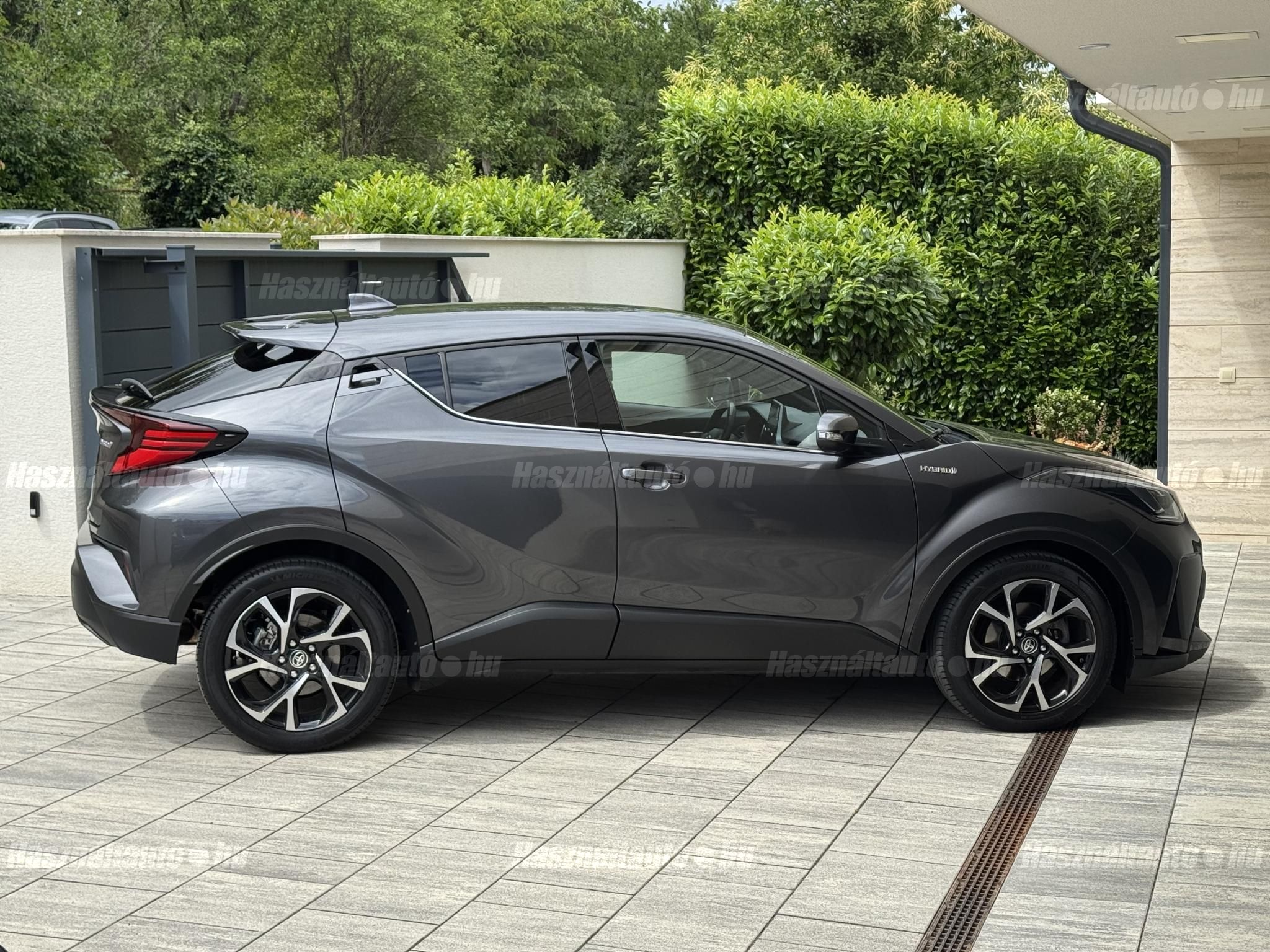 TOYOTA C-HR 2021/4 - 1