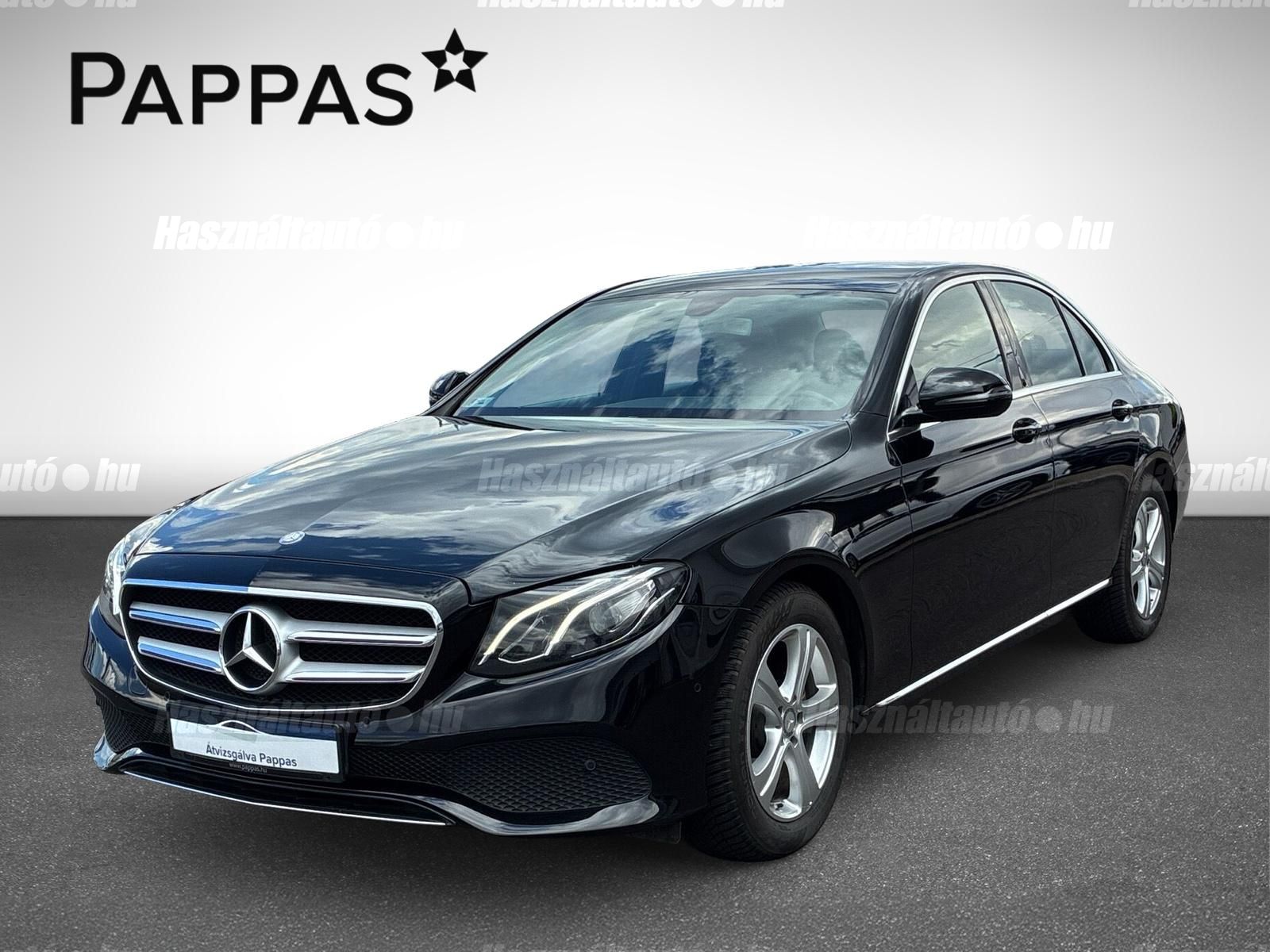 MERCEDES-BENZ E 220 2016/7 - 1