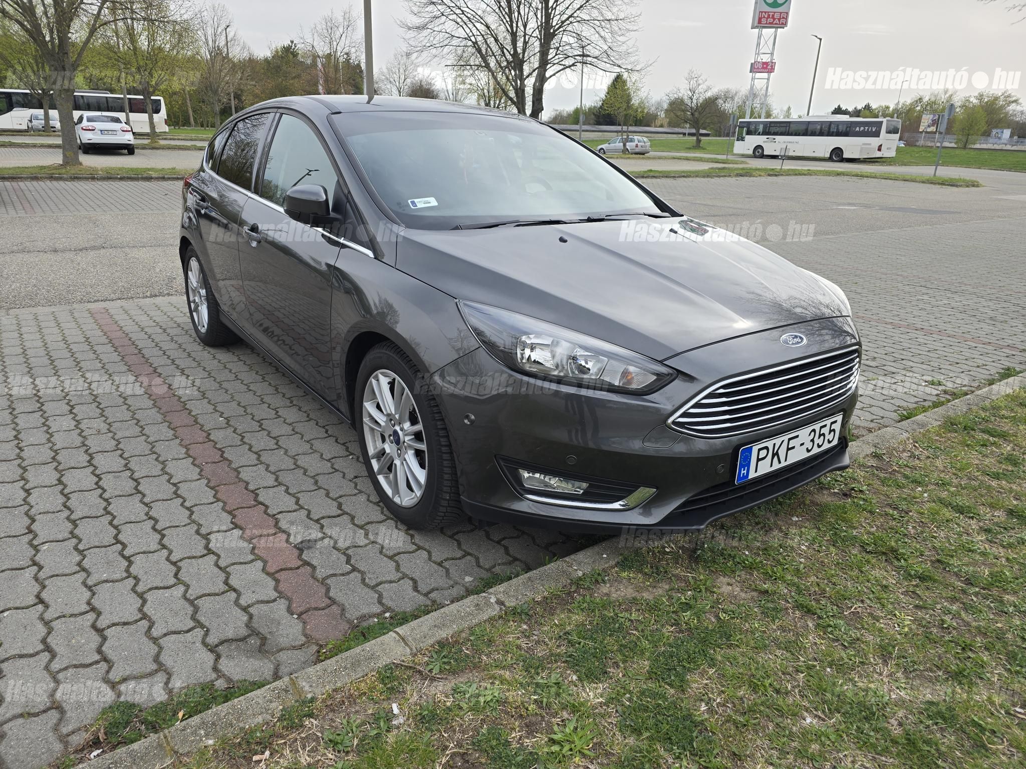 FORD FOCUS 2017/11 - 1