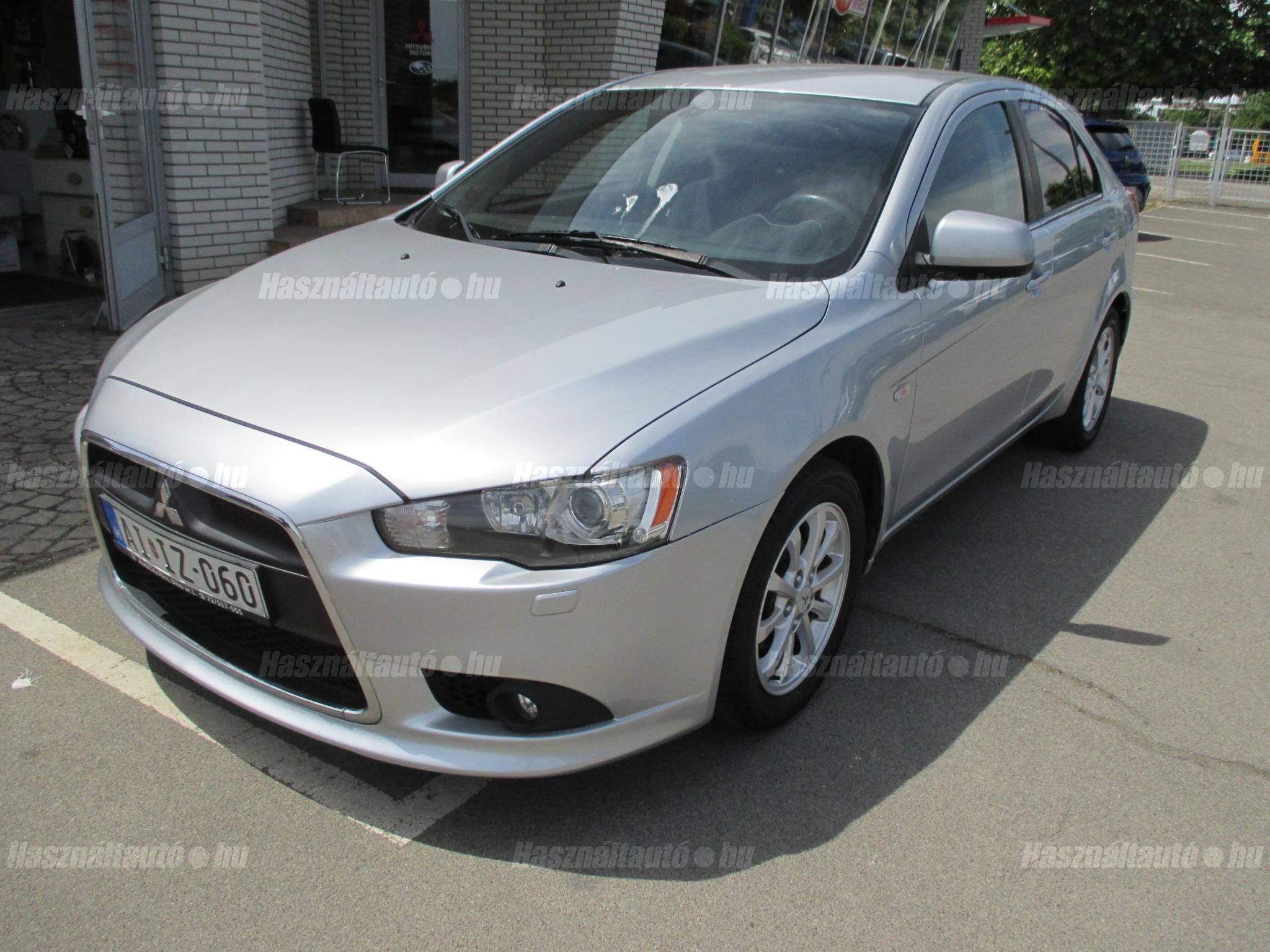 MITSUBISHI LANCER 2011/9 - 1