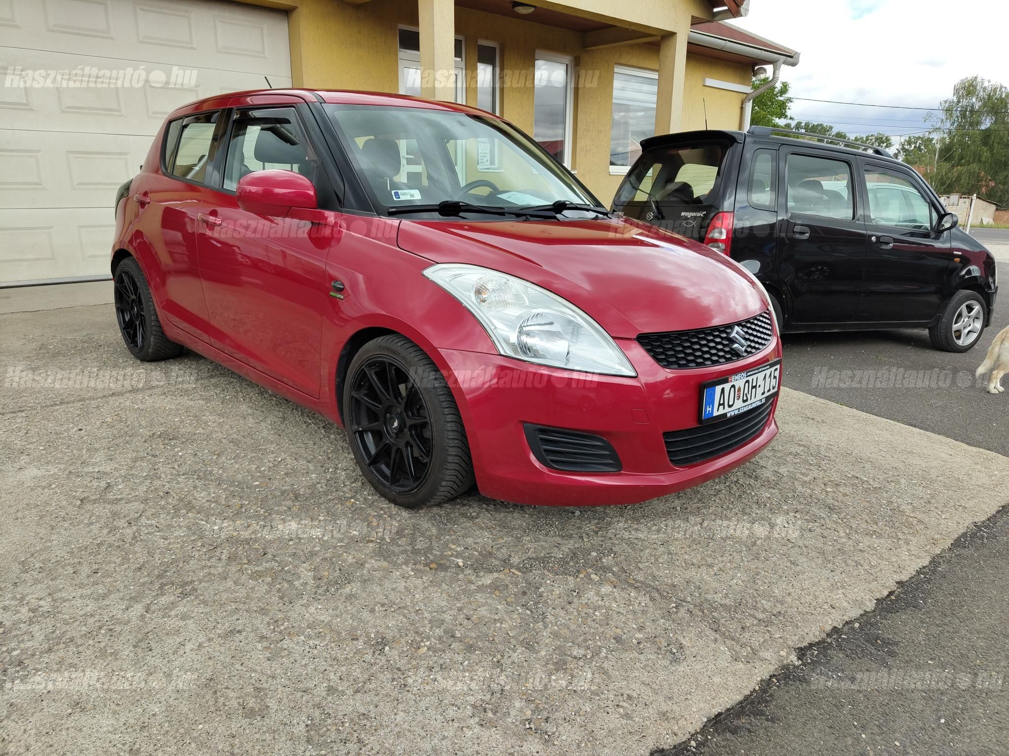 SUZUKI SWIFT 2012/8 - 1