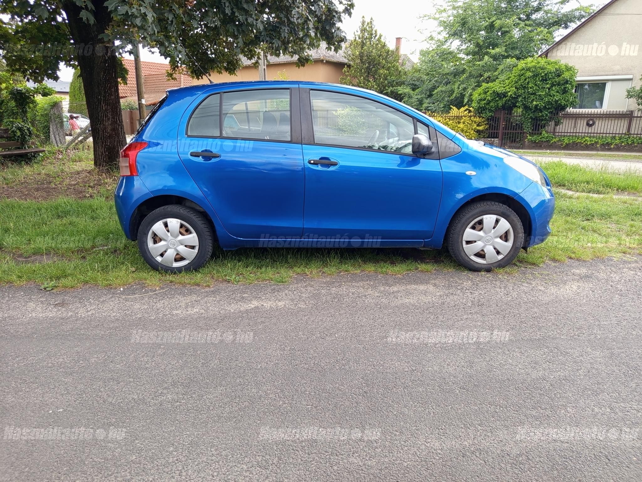 TOYOTA YARIS 2006/4 - 1