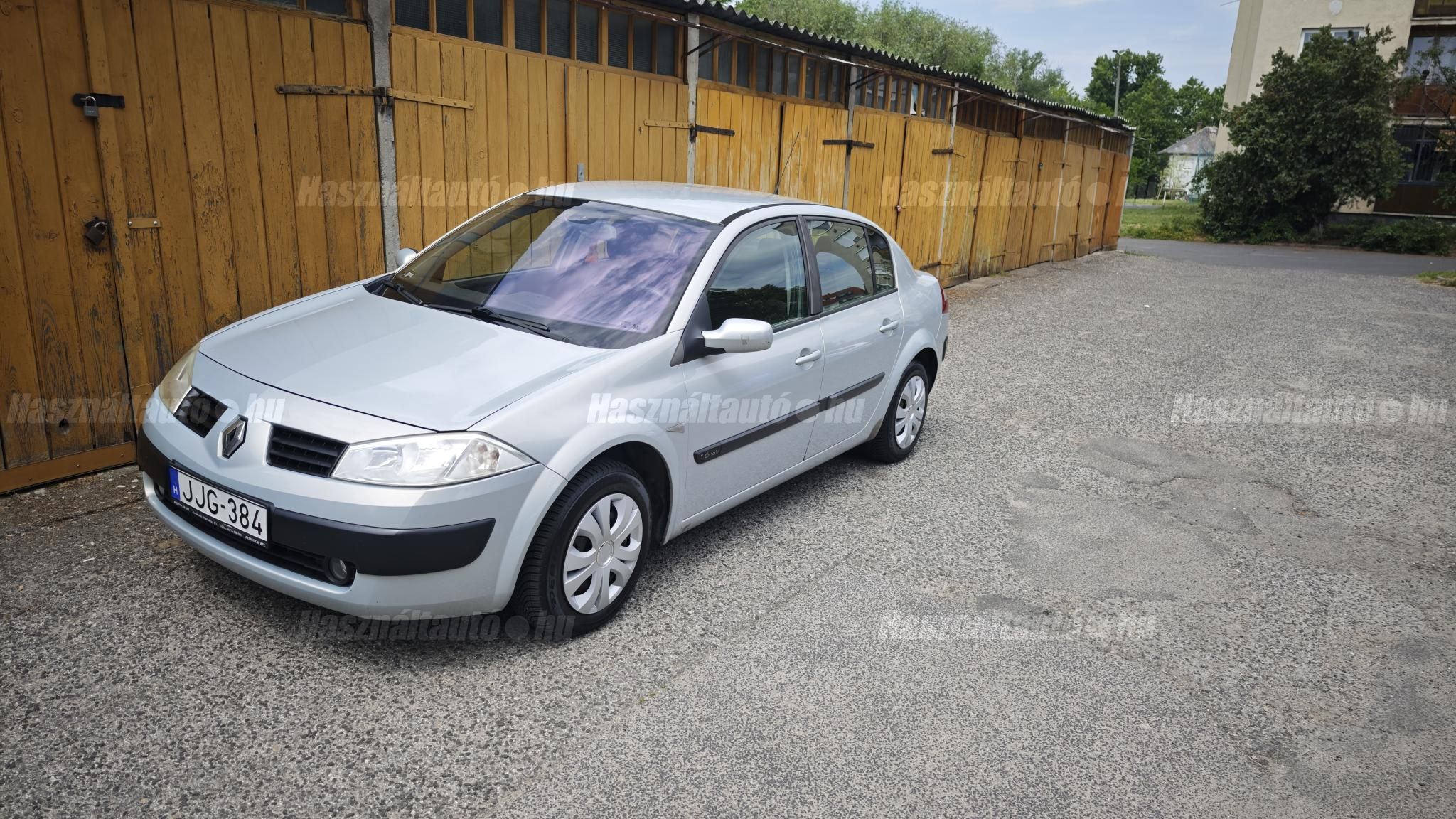 RENAULT MEGANE 2004/9 - 1