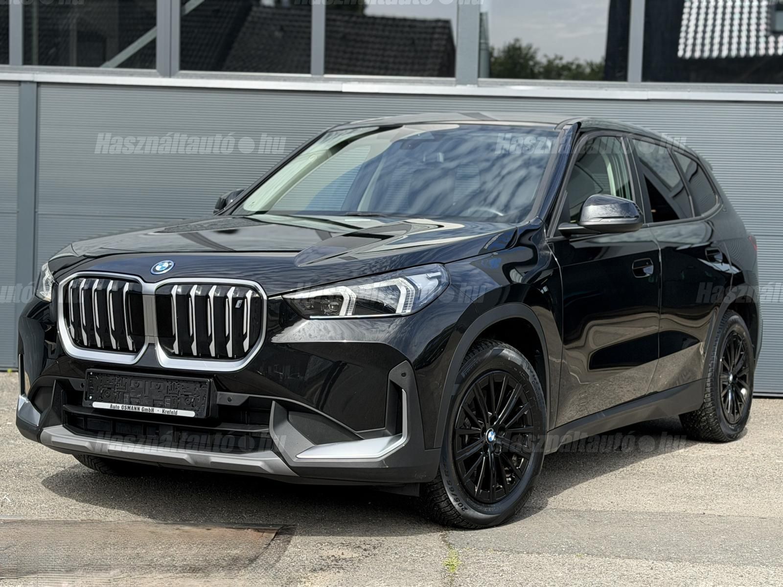 BMW IX1 2023/8 - 1