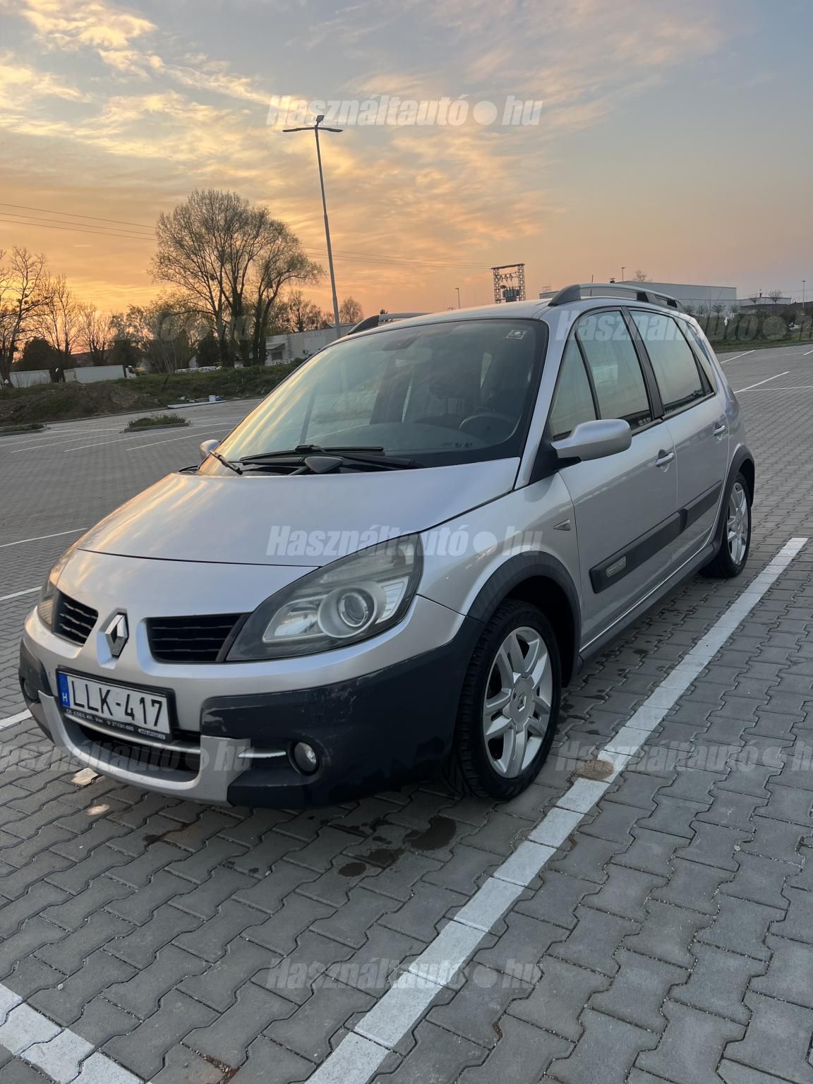 RENAULT SCENIC 2009/5 - 1