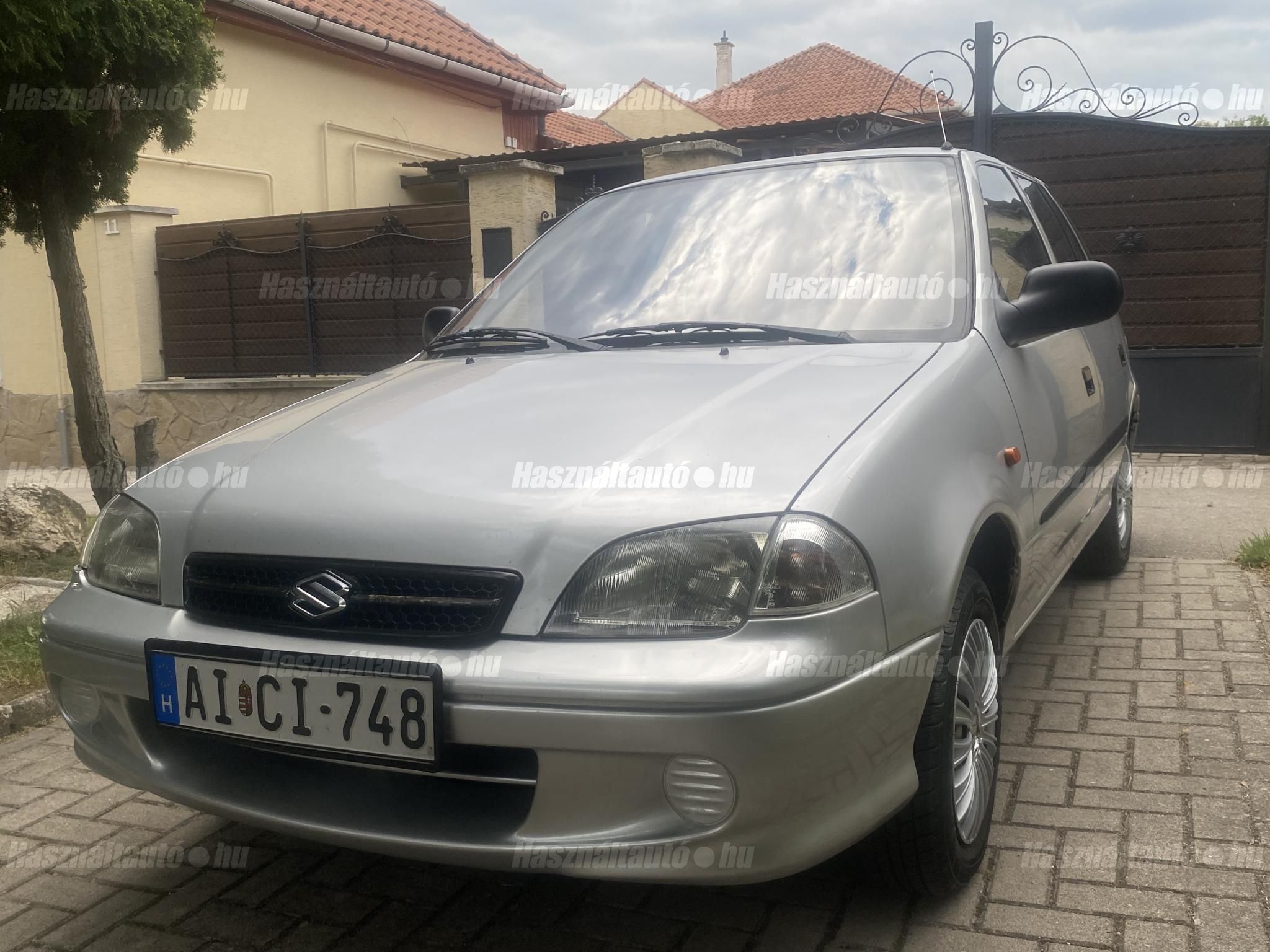 SUZUKI SWIFT 2002/1 - 1