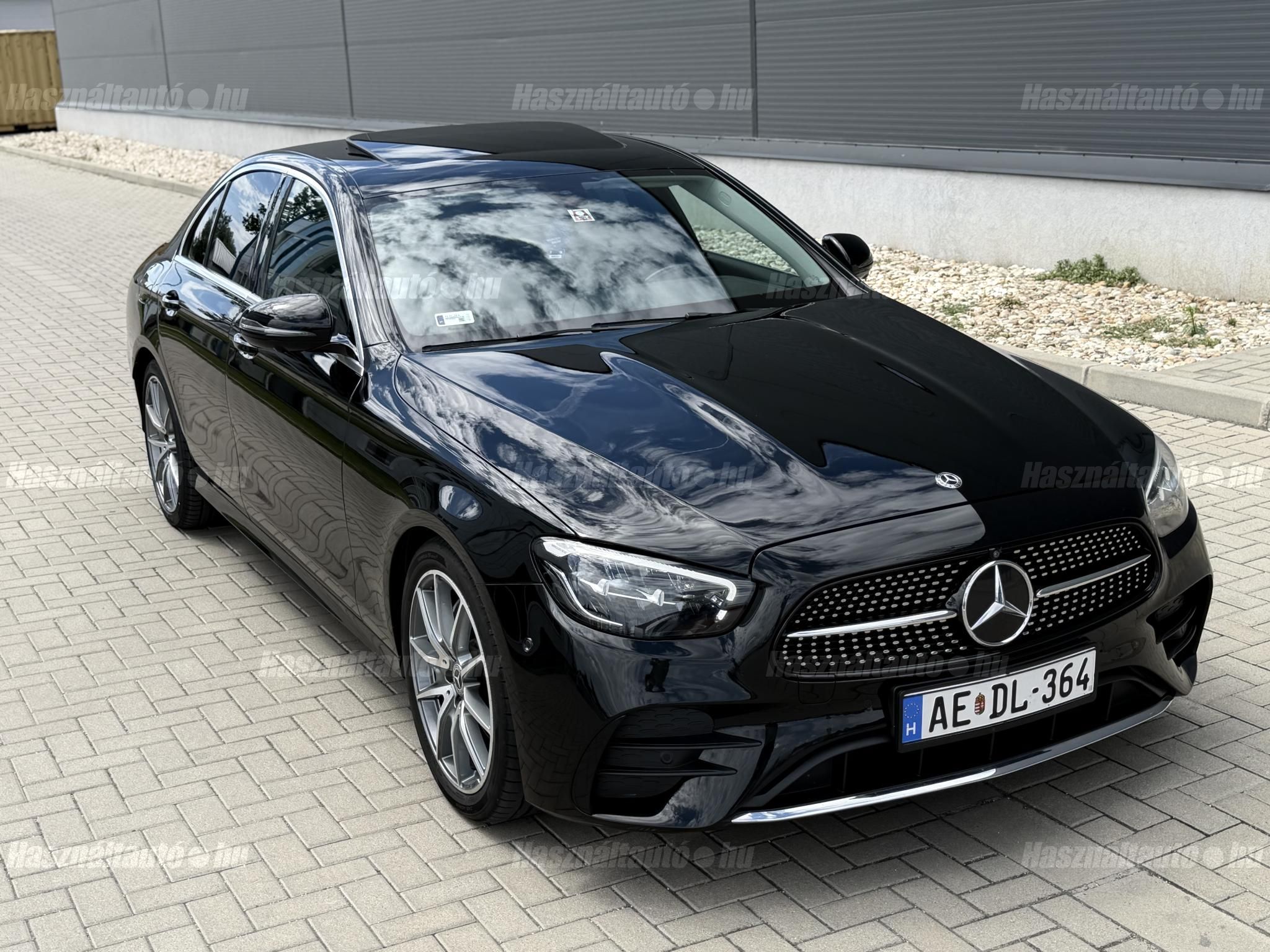MERCEDES-BENZ E 220 2020/8 - 1