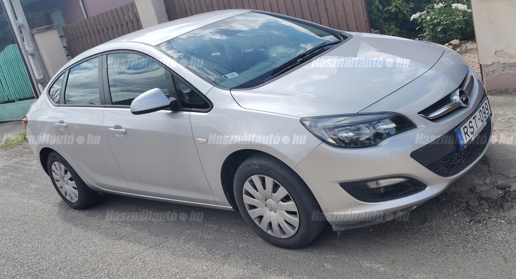 OPEL ASTRA J 2019 - 1