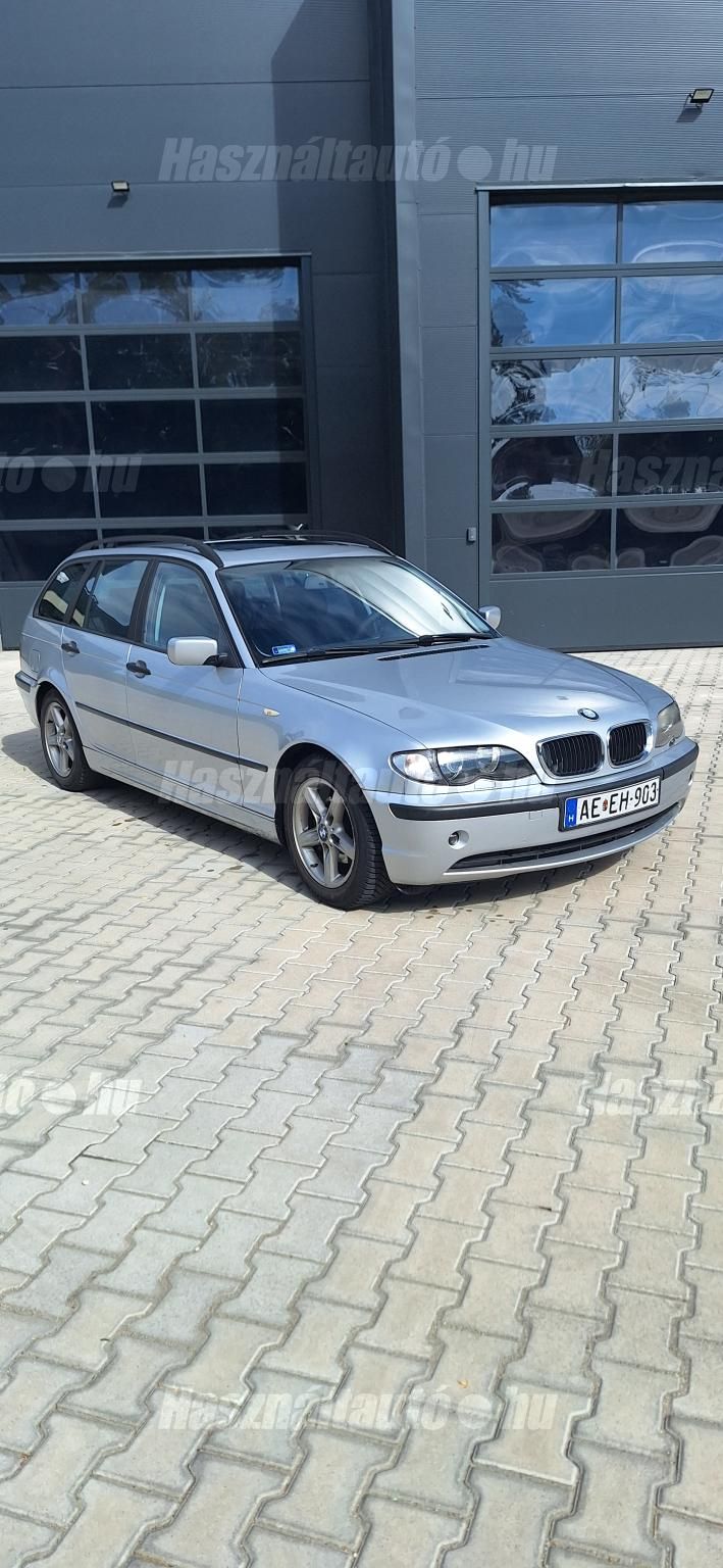 BMW 318 2002/12 - 1