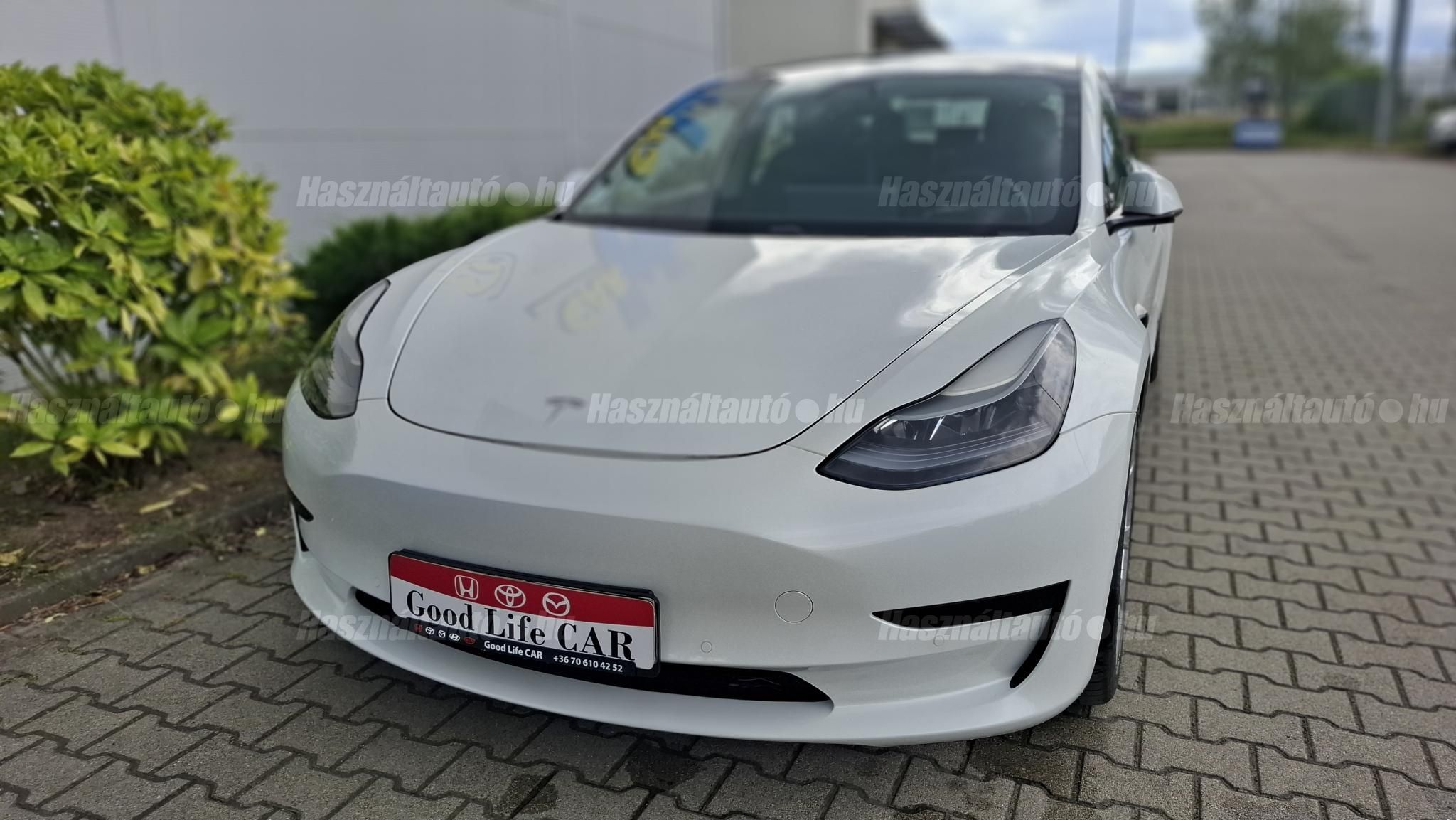 TESLA MODEL 3 2021/3 - 1