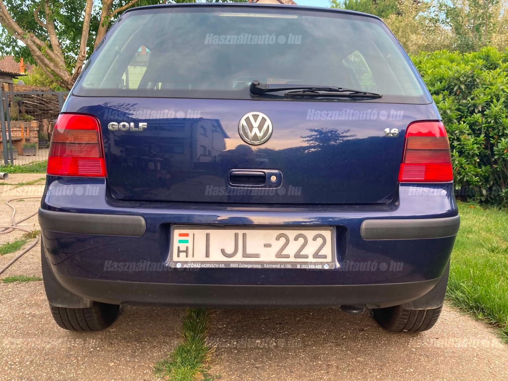 VOLKSWAGEN GOLF 2002 - 1