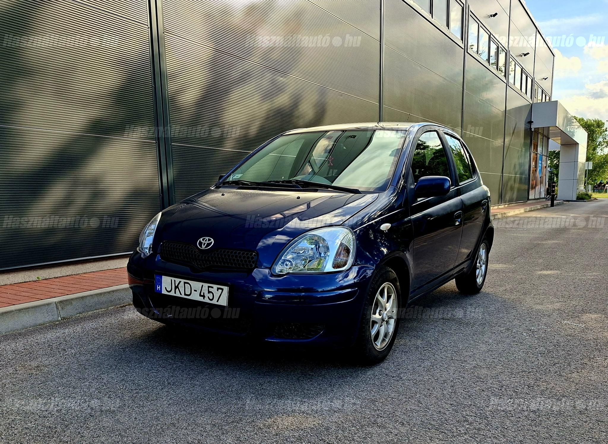 TOYOTA YARIS 2004/9 - 1