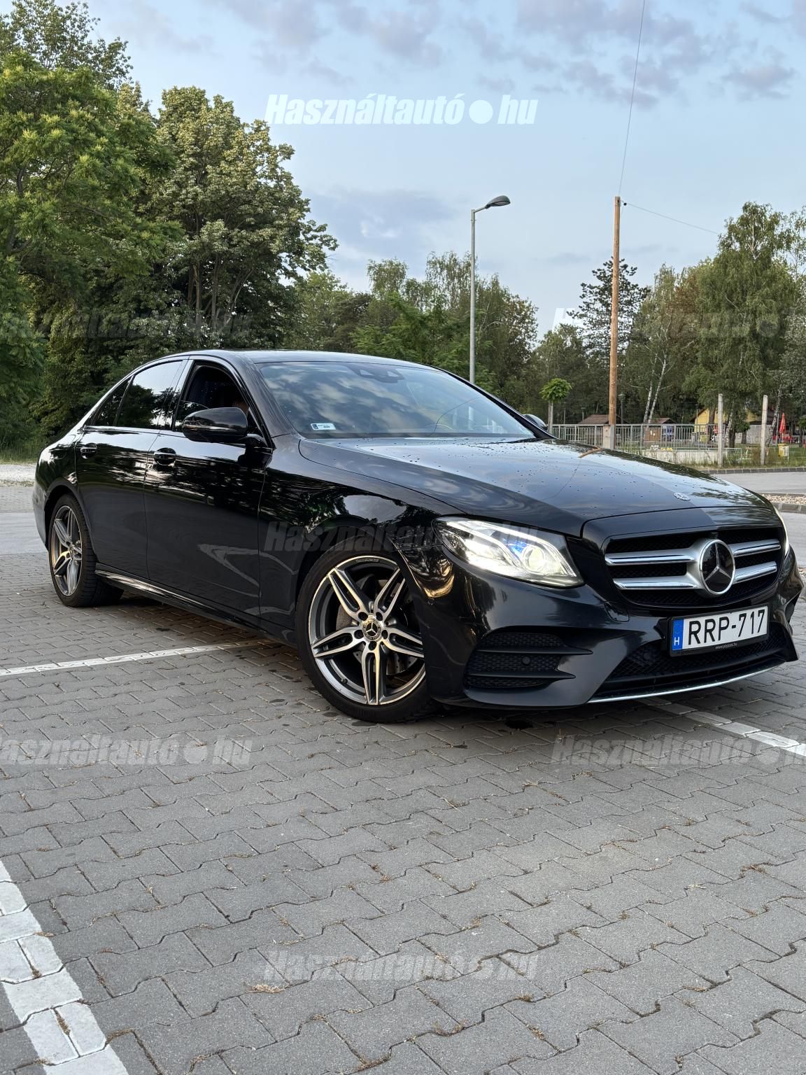 MERCEDES-BENZ E 220 2018/7 - 1