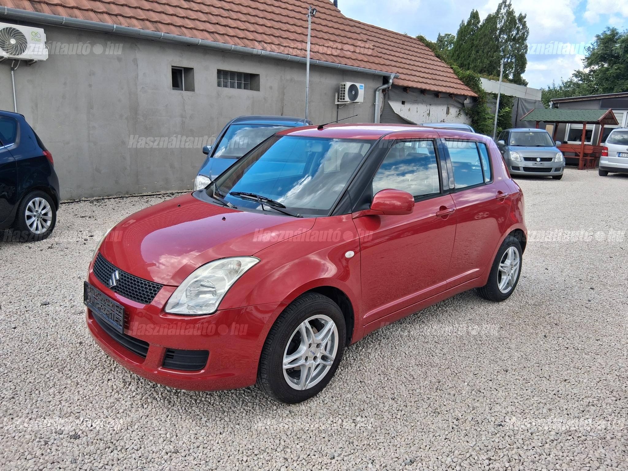 SUZUKI SWIFT 2009/9 - 1