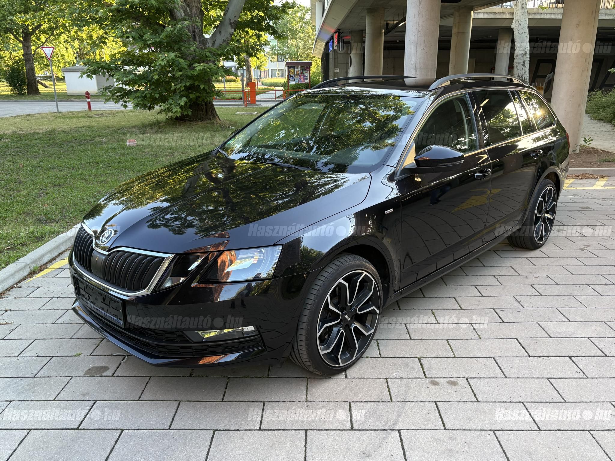 SKODA OCTAVIA 2018/6 - 1