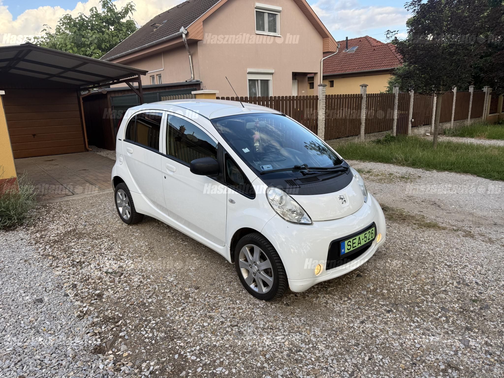 PEUGEOT ION 2013/7 - 1