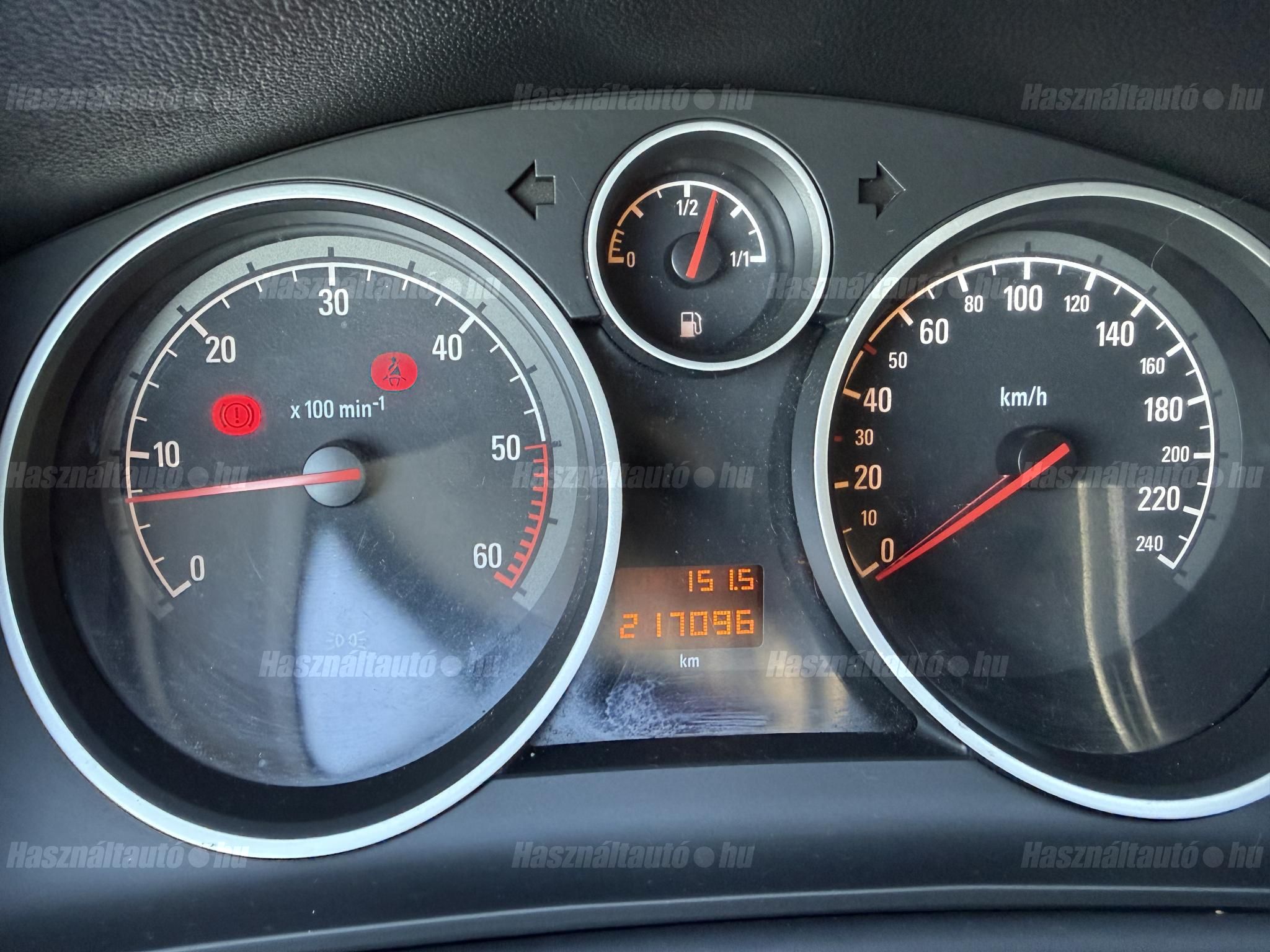 OPEL ASTRA H 2009/5 - 1