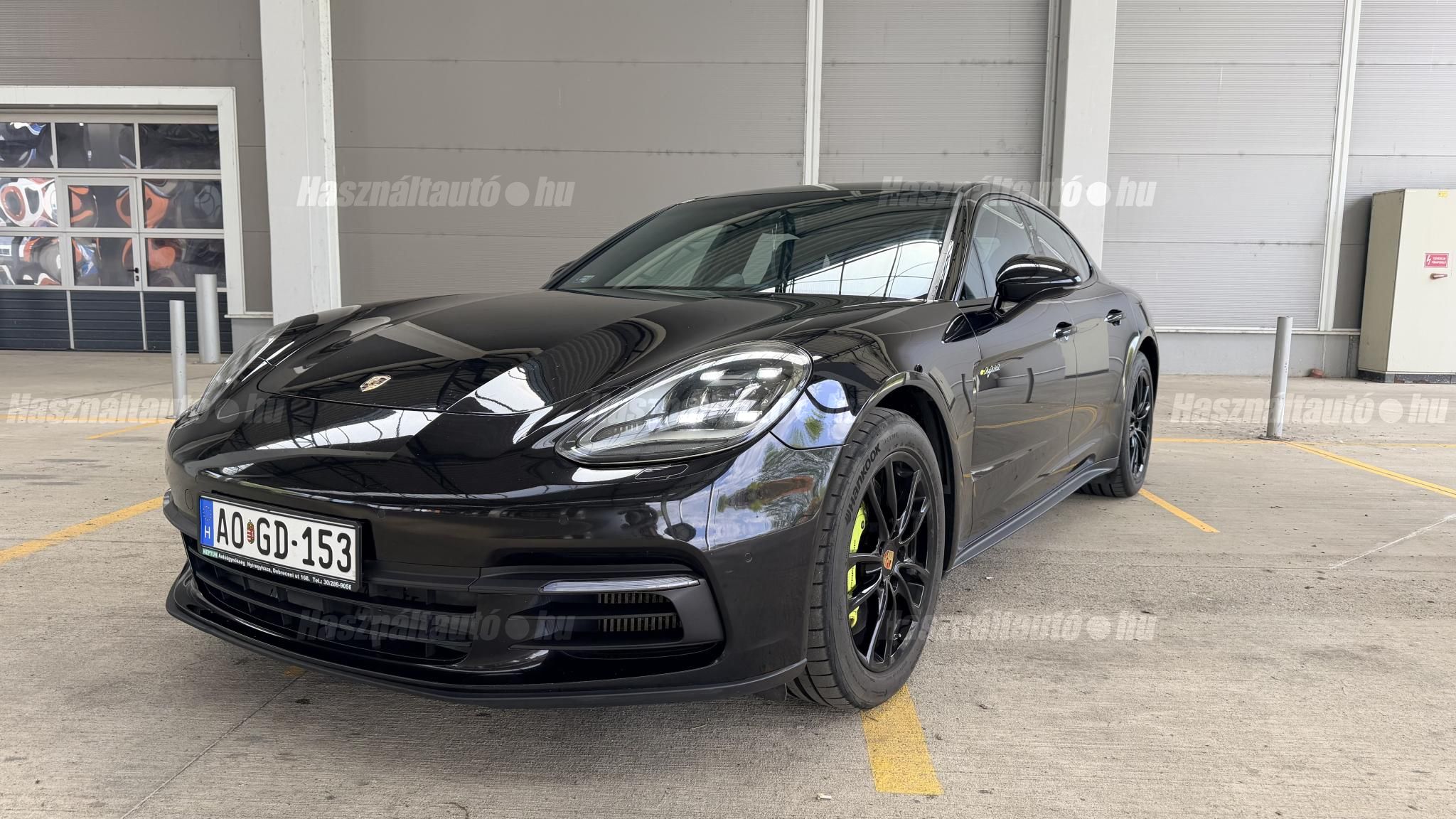 PORSCHE PANAMERA 2017/8 - 1