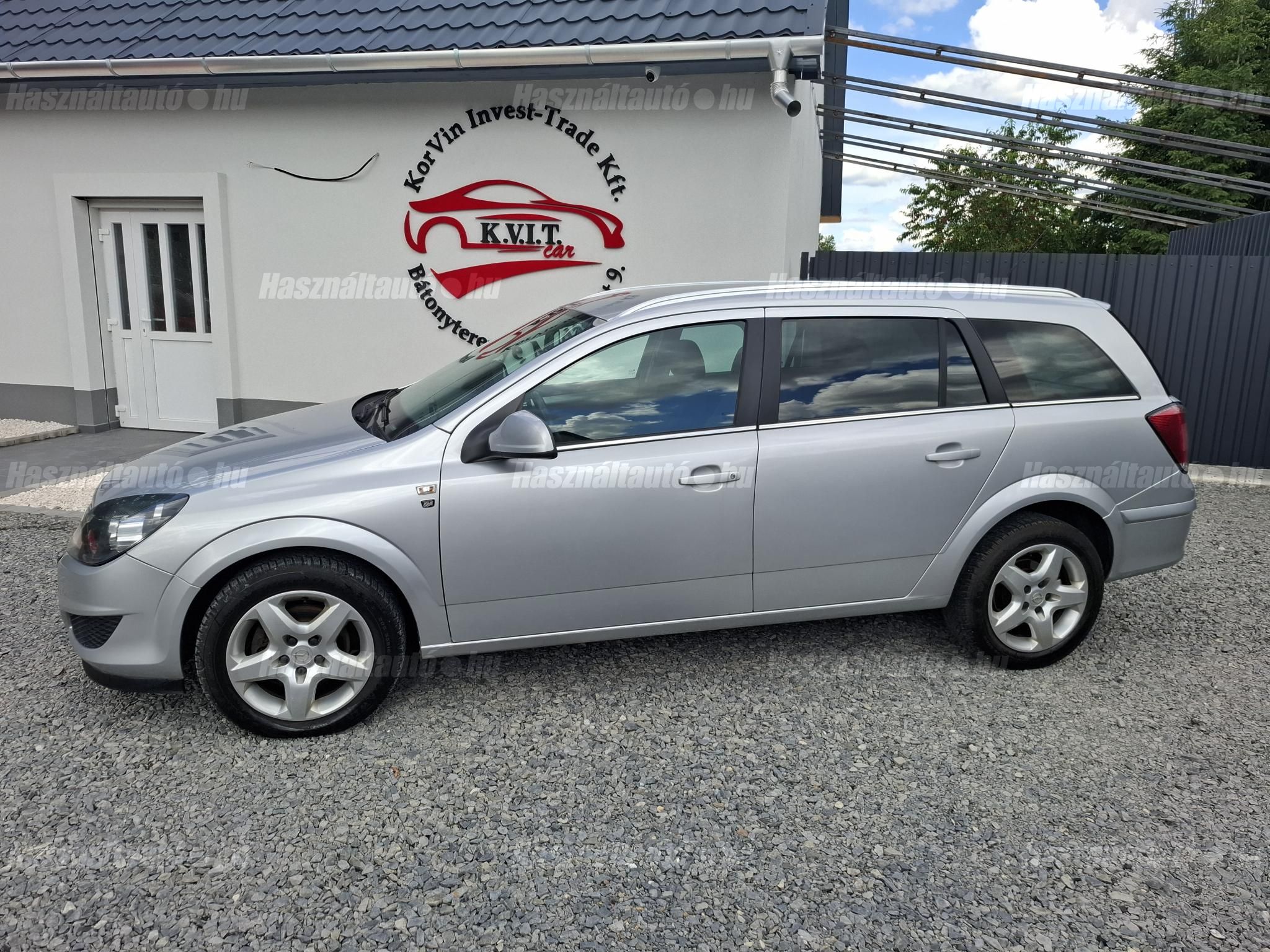 OPEL ASTRA H 2010/4 - 1