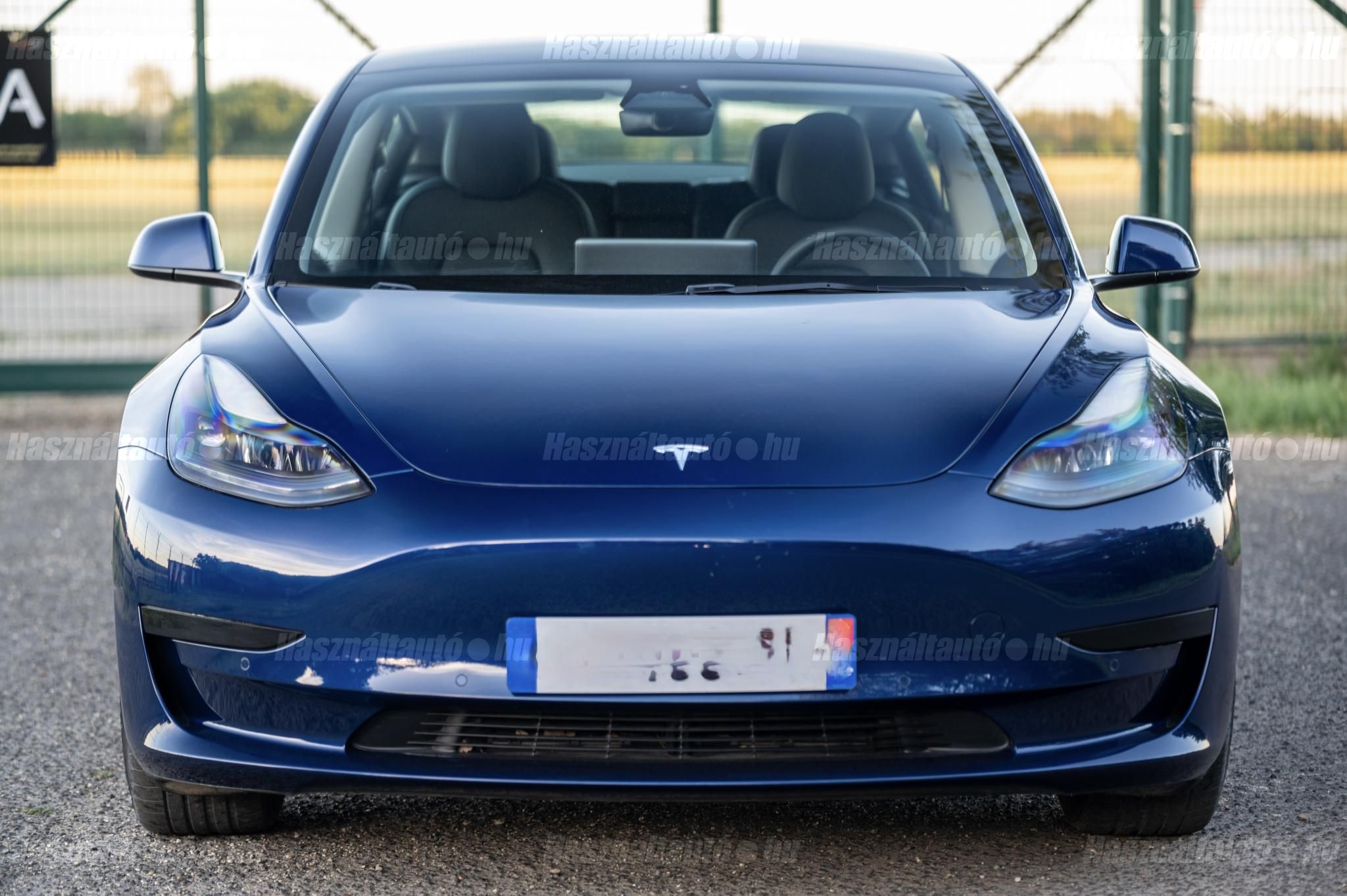 TESLA MODEL 3 2022/9 - 1