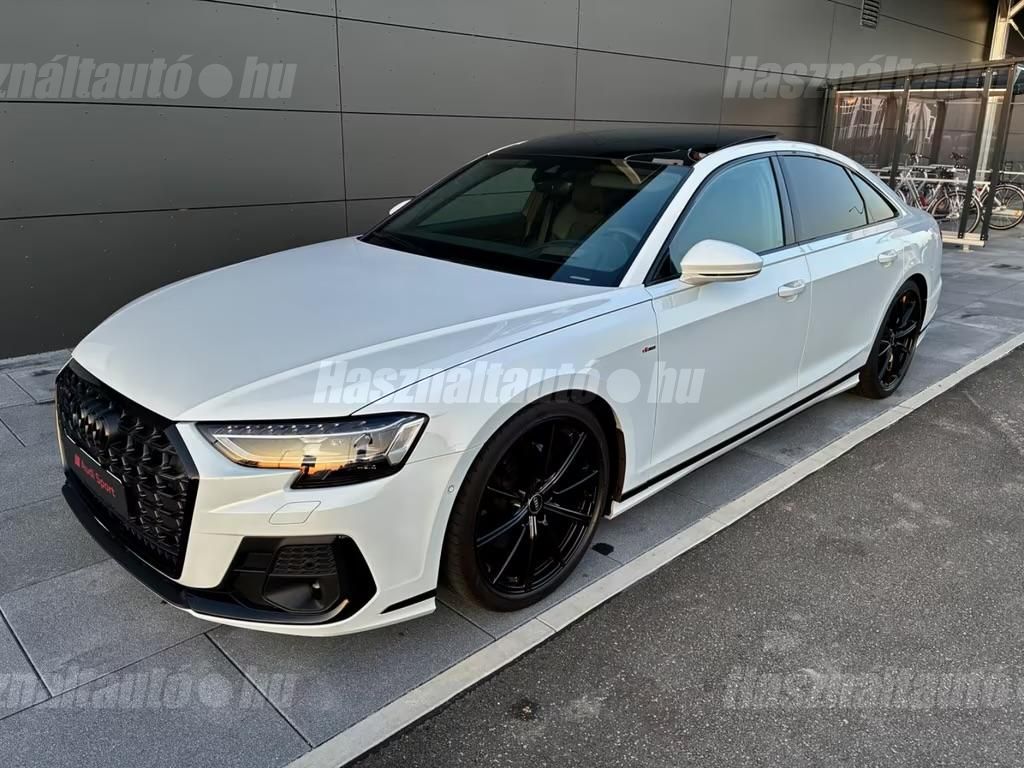 AUDI A8 2023/5 - 1