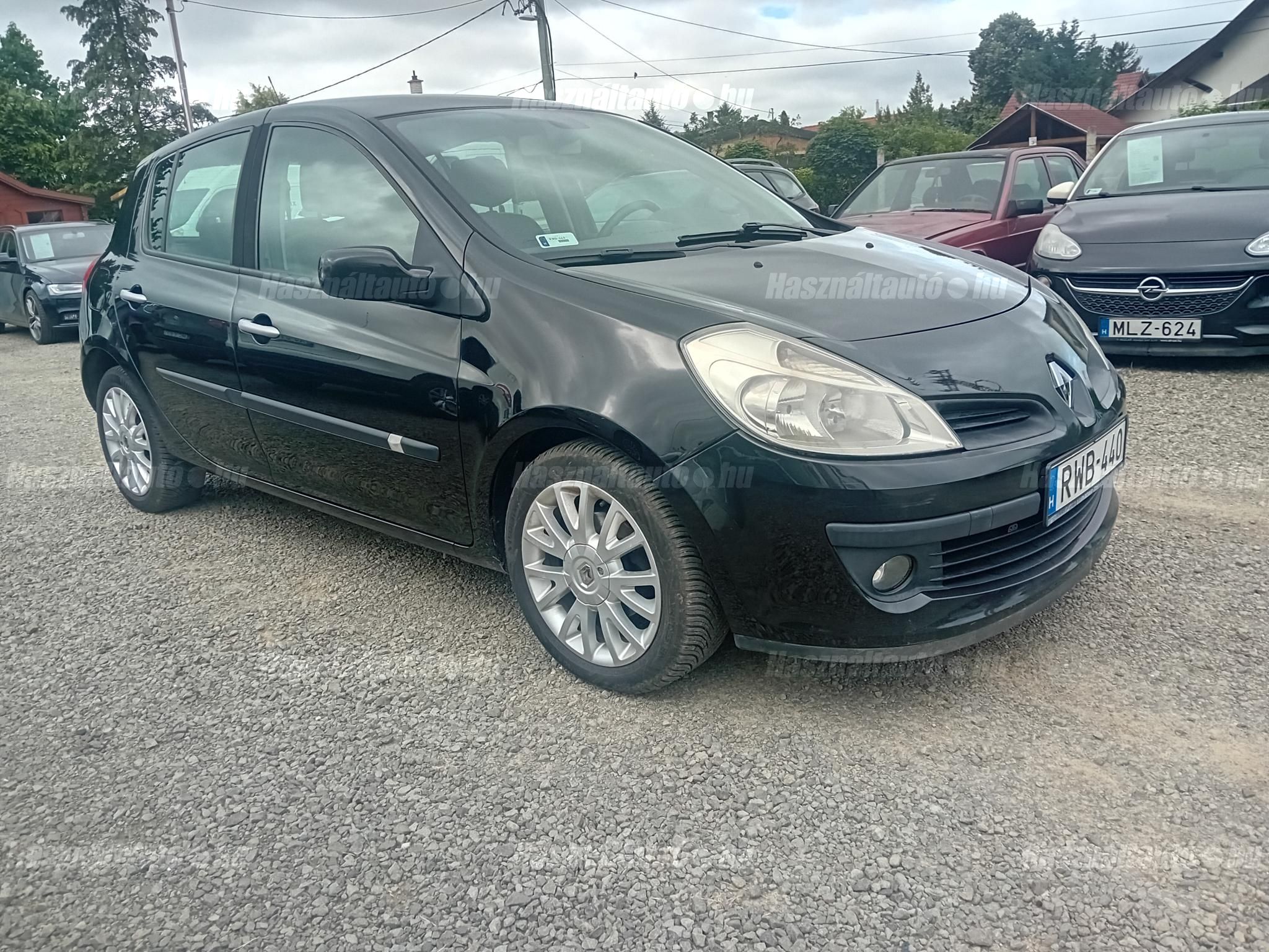 RENAULT CLIO 2007/6 - 1