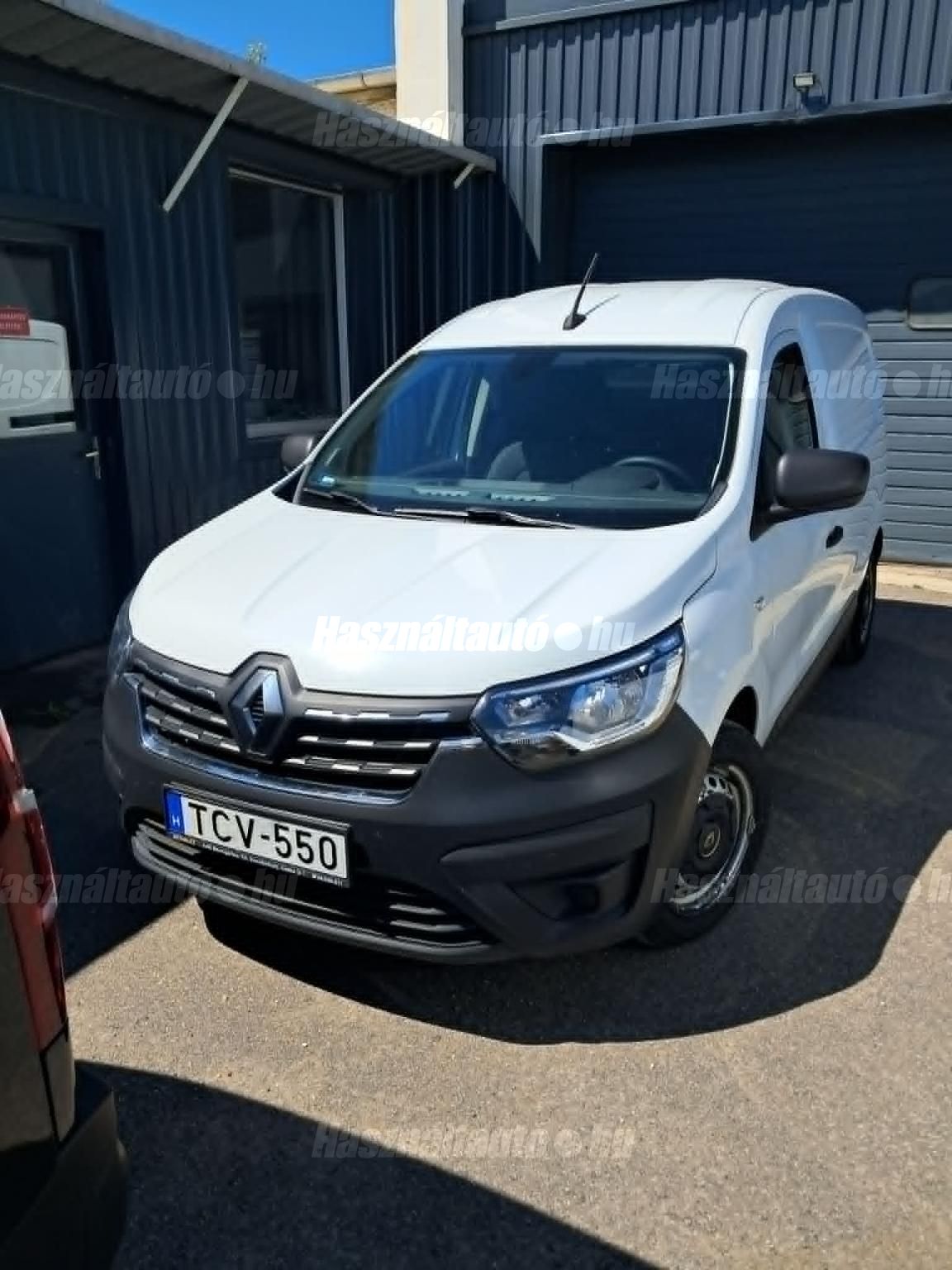 RENAULT EXPRESS 2022/3 - 1