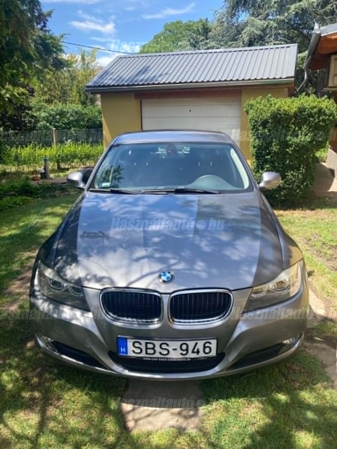 BMW 318 2011 - 1