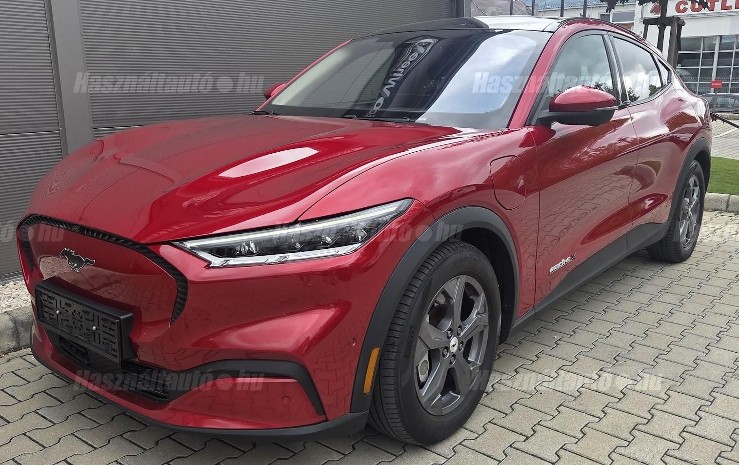 FORD MUSTANG MACH-E 2021/10 - 1