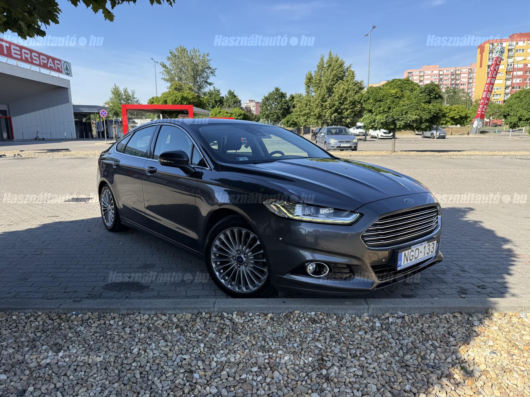 FORD MONDEO 2015/9 - 1