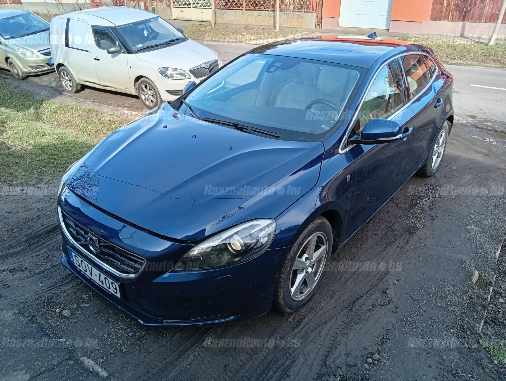 VOLVO V40 2015/11 - 1