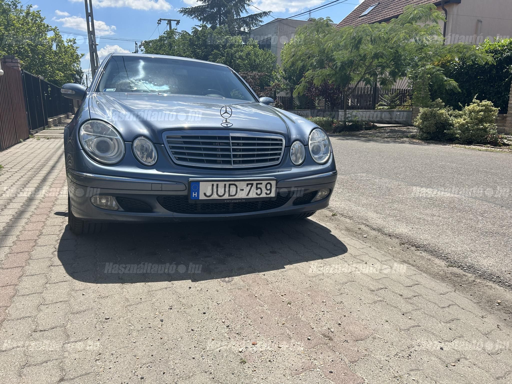 MERCEDES-BENZ E 220 2003 - 1