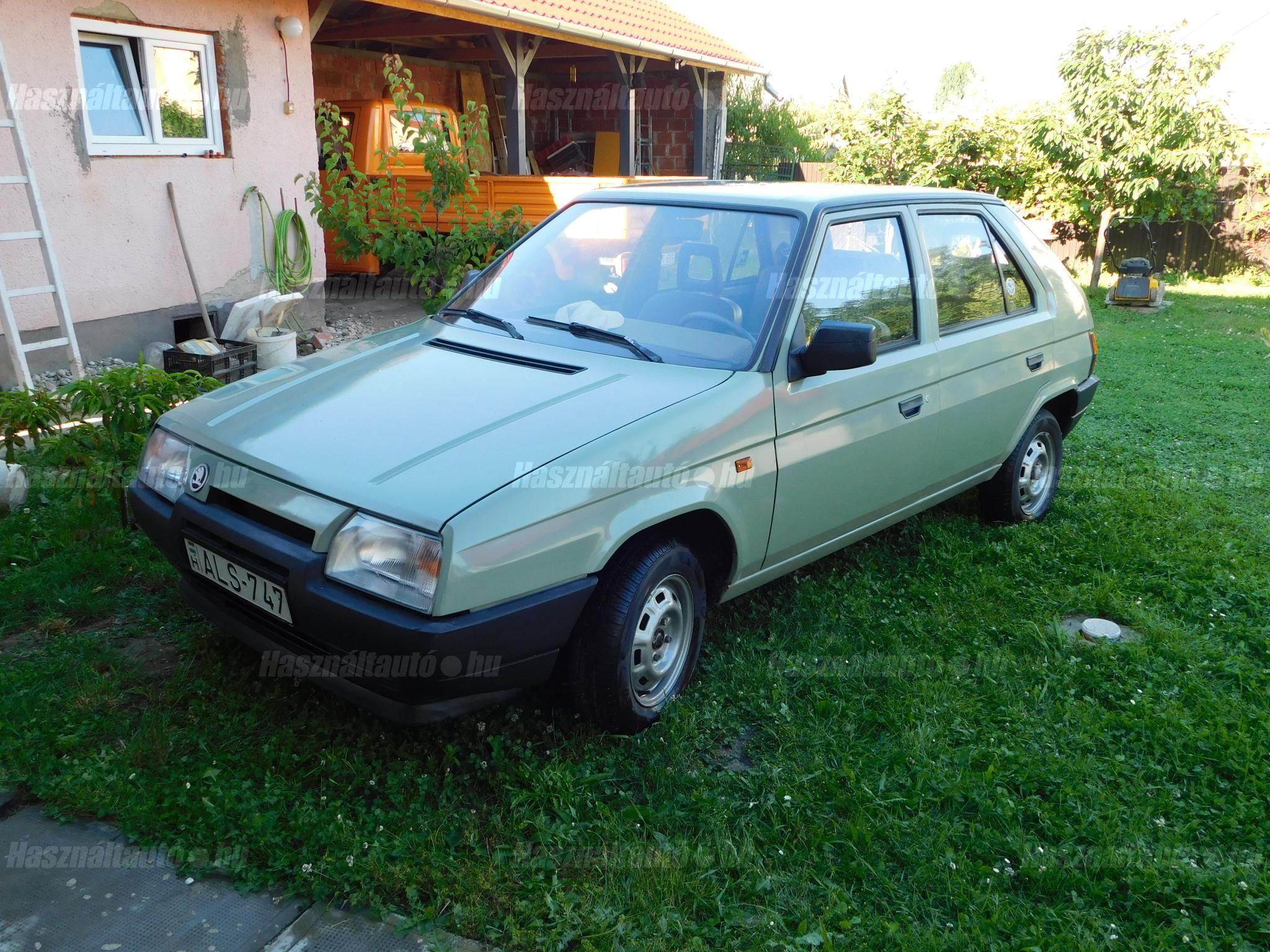 SKODA FAVORIT 1990/11 - 1
