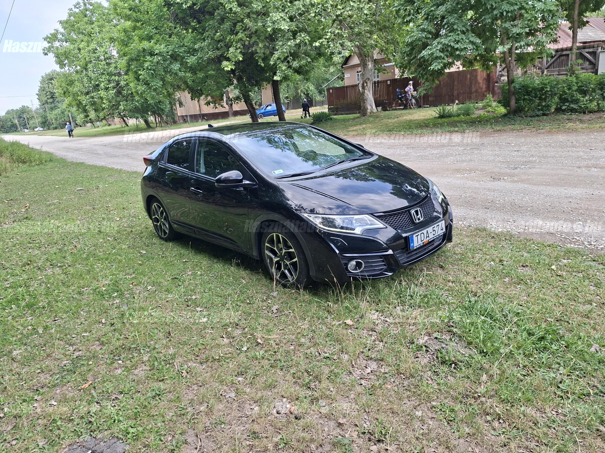 HONDA CIVIC 2015/6 - 1