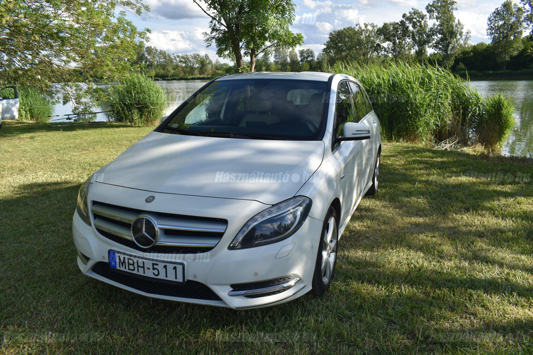 MERCEDES-BENZ B 200 2012/12 - 1