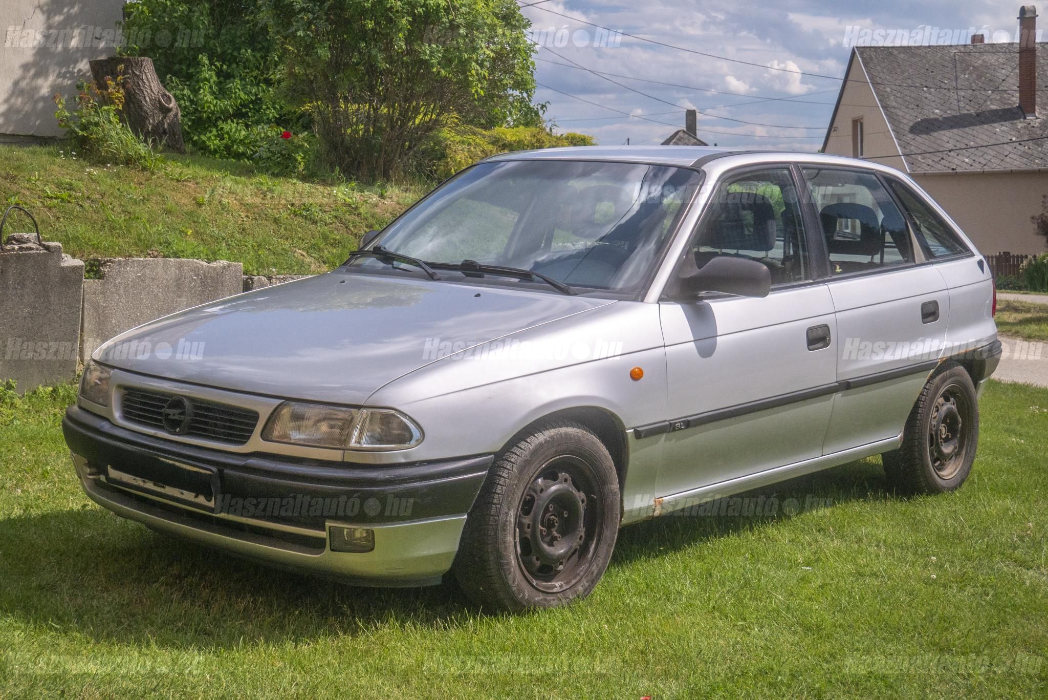 OPEL ASTRA F 2000 - 1