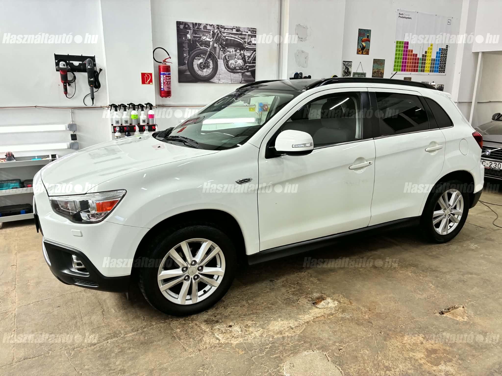 MITSUBISHI ASX 2011 - 1