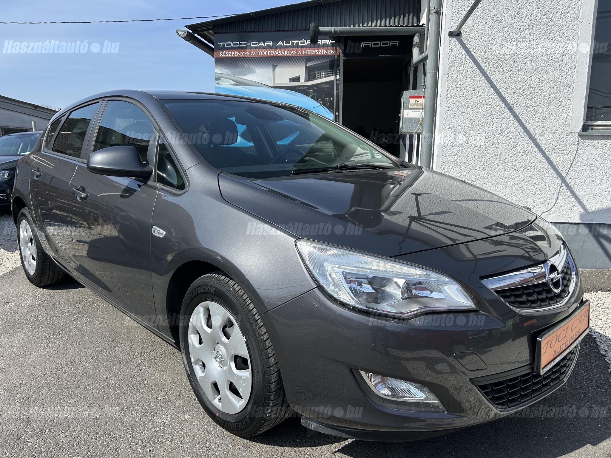 OPEL ASTRA J 2010/12 - 1