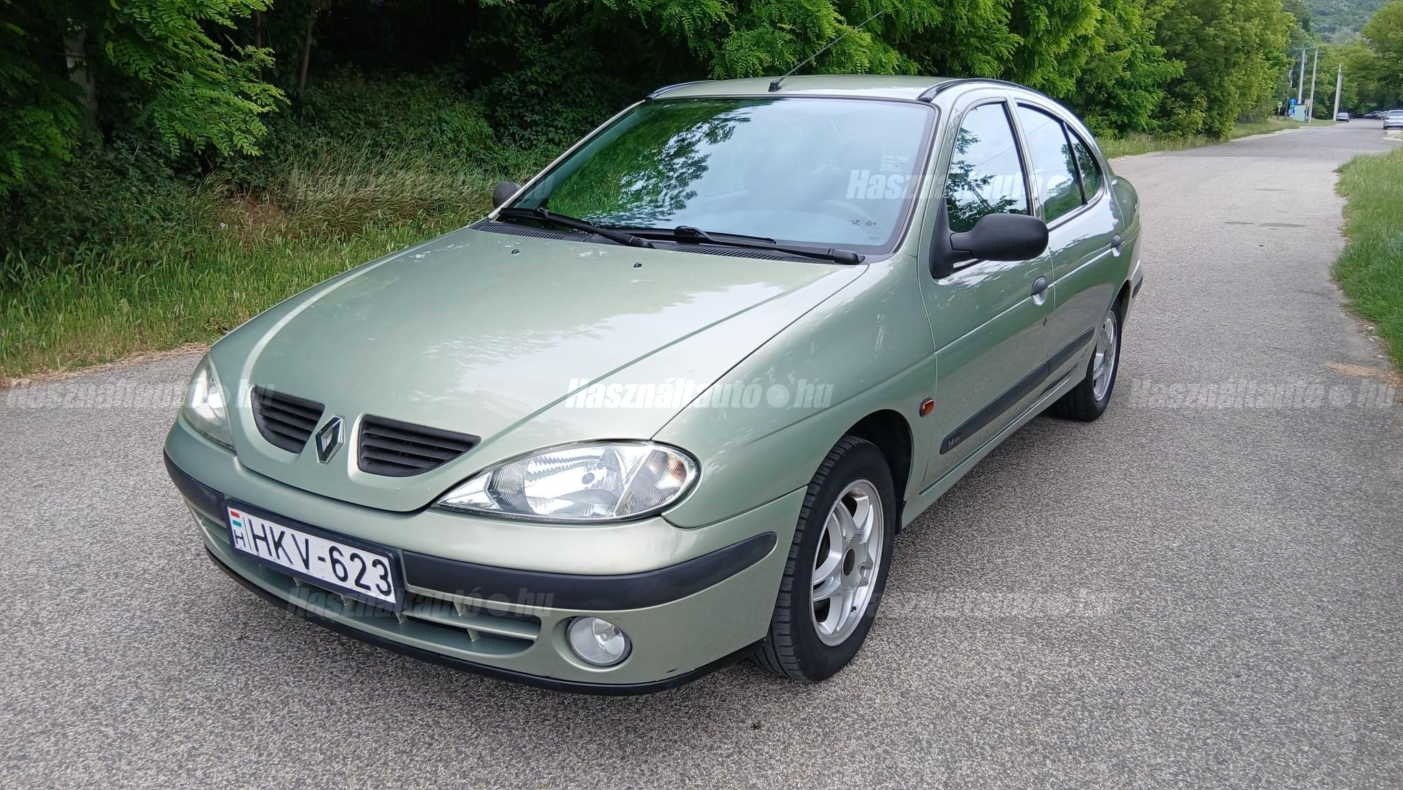 RENAULT MEGANE 2000/11 - 1