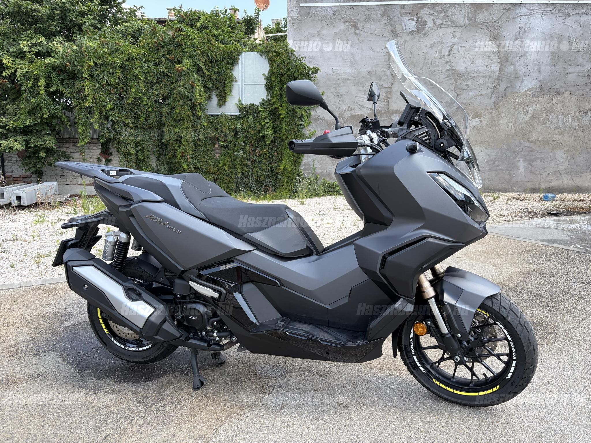 HONDA ADV 350 2023/9 - 1