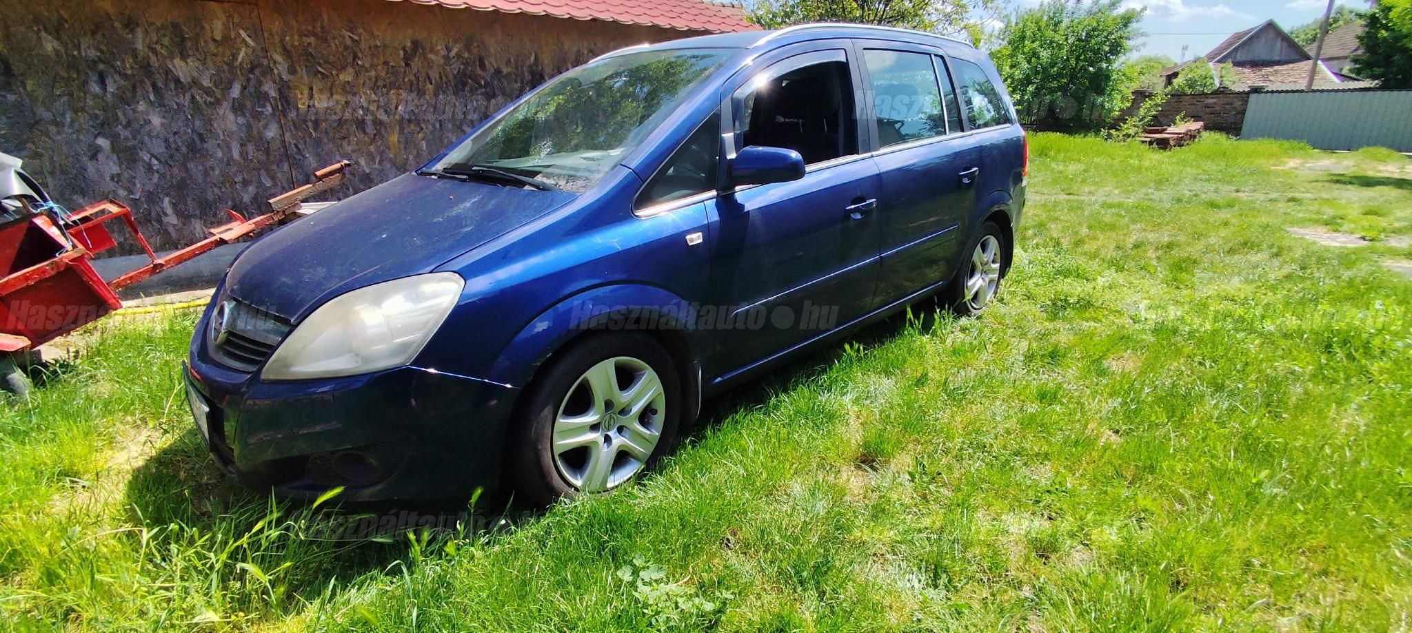 OPEL ZAFIRA B 2009/10 - 1